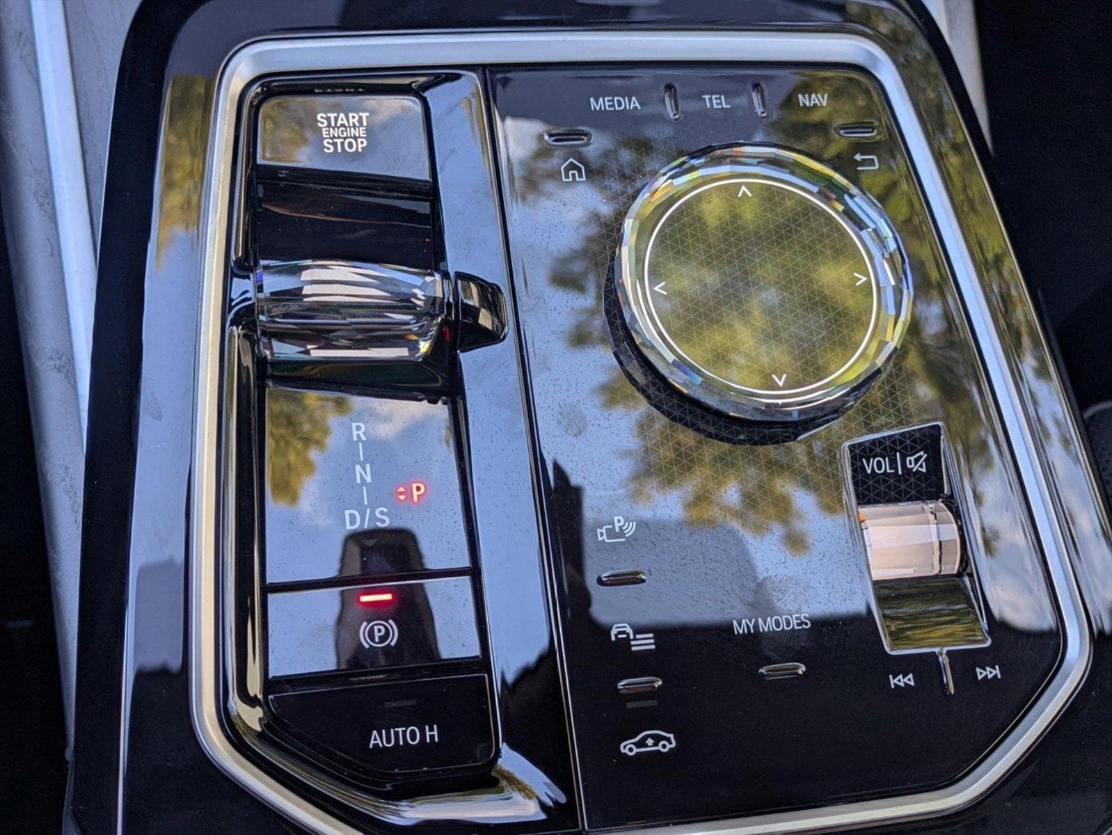 2025 BMW 7 Series 760i - Photo 13