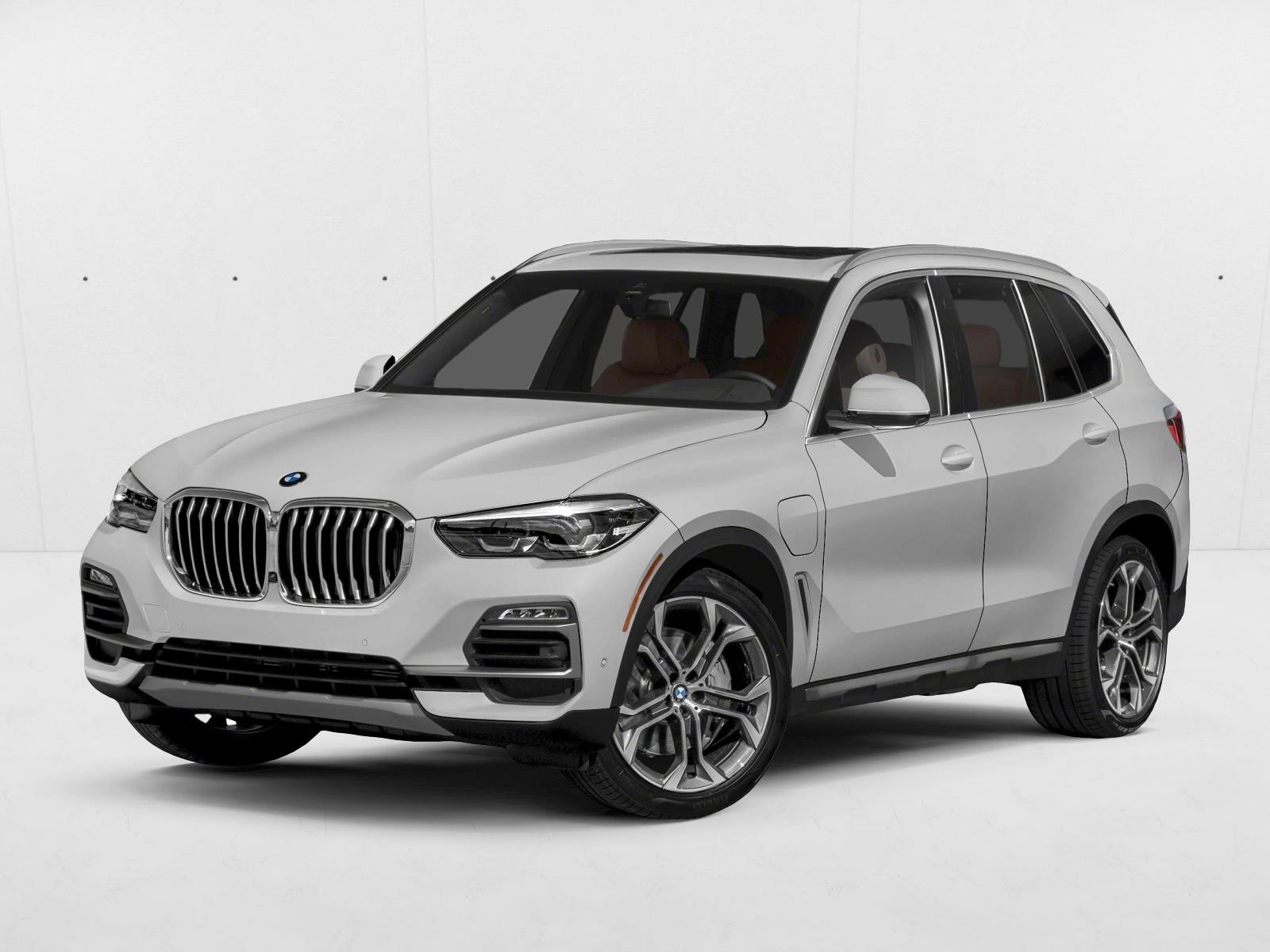 2022 BMW X5 45e's photo