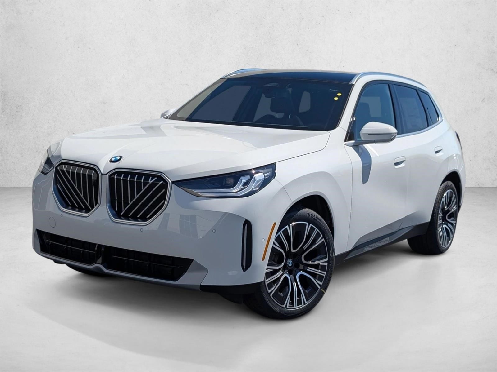2026 BMW X3 30 XDRIVE's photo
