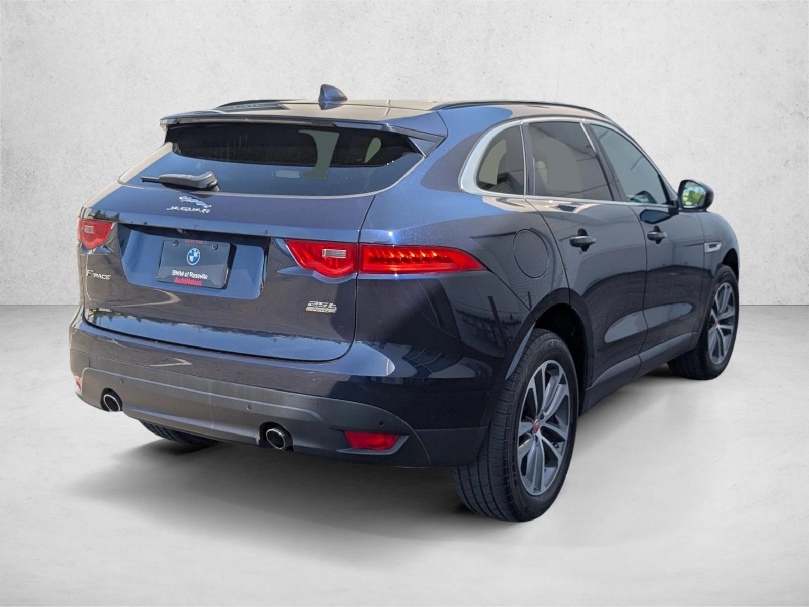 2019 Jaguar F-PACE 25t Premium photo 4