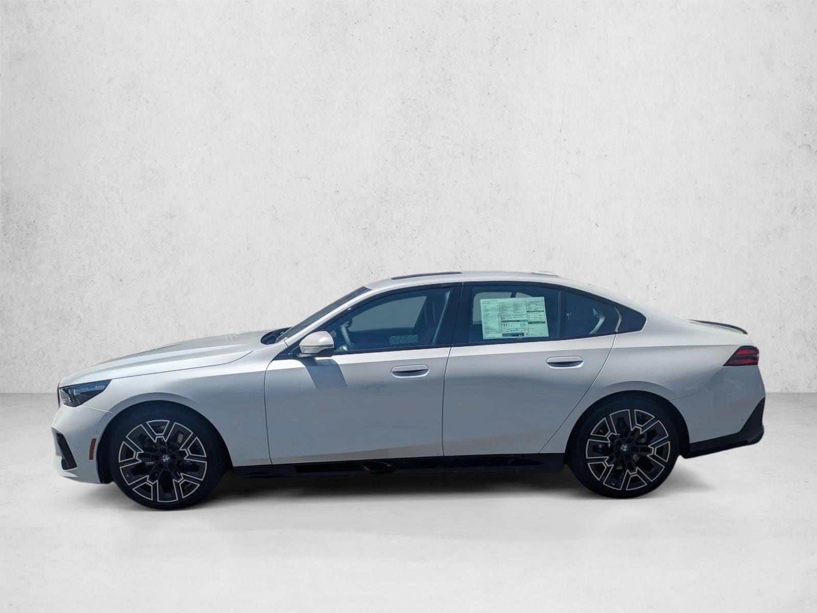 2026 BMW 5 Series 530i - Photo 9