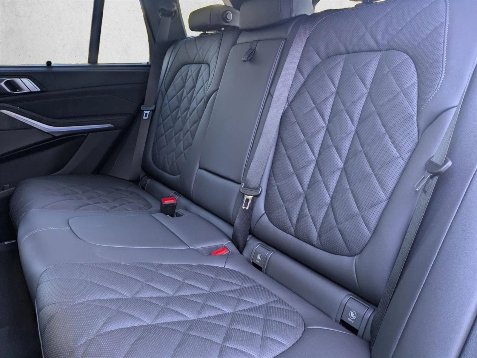 2026 BMW X5 50e - Photo 17