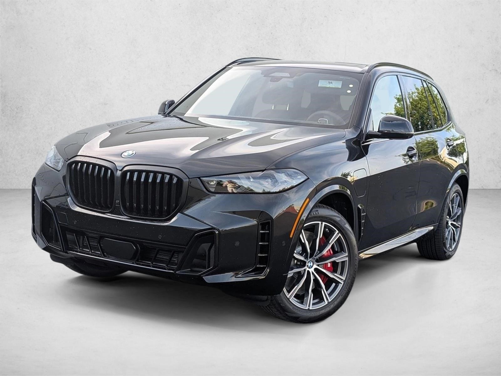 2026 BMW X5 xDrive50e's photo