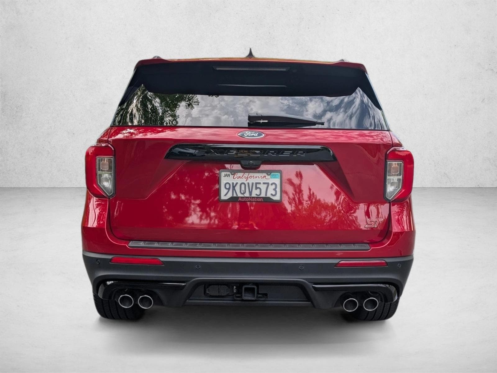 2023 Ford Explorer ST photo 3