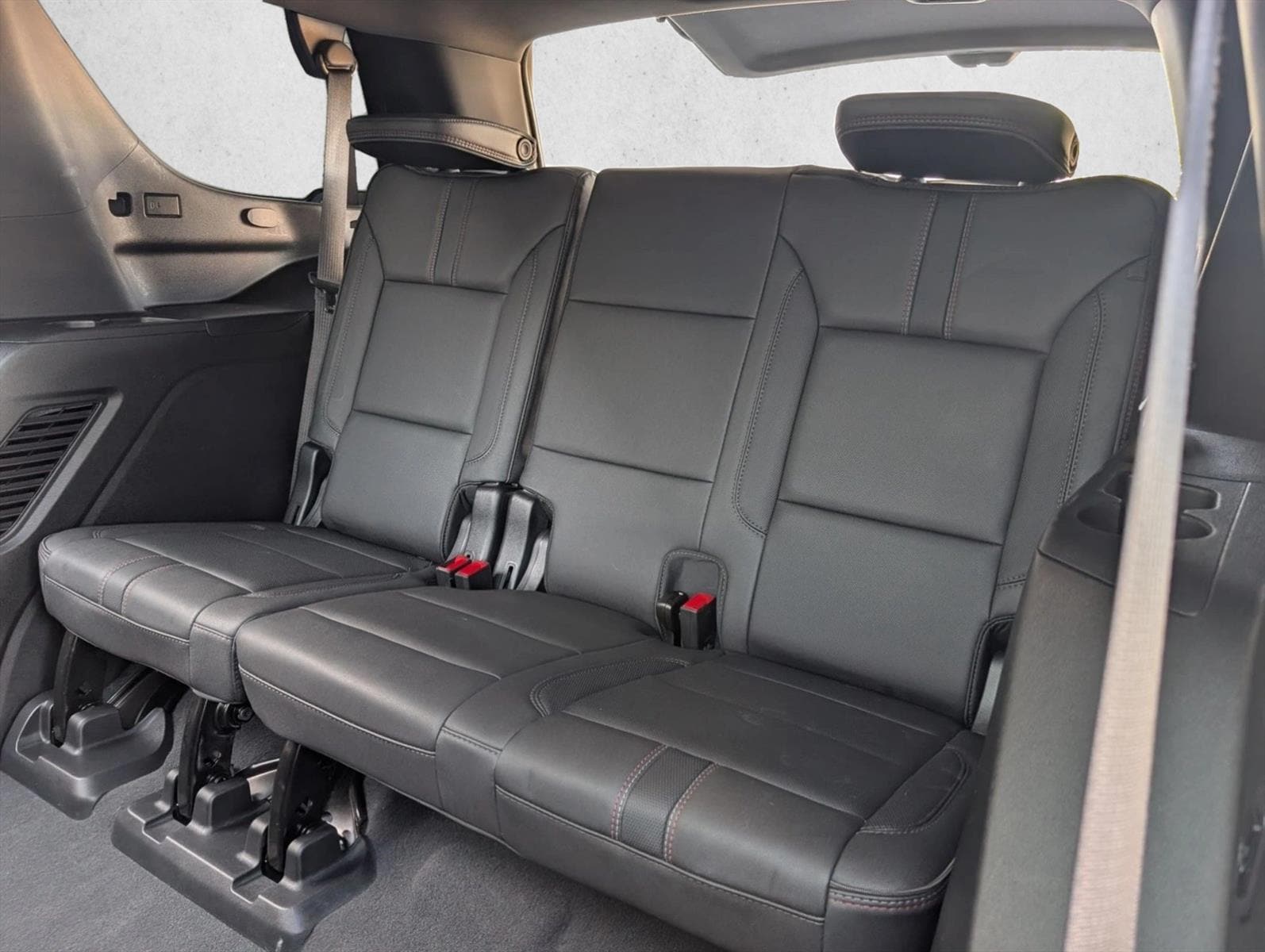2023 Chevrolet Tahoe RST - Photo 23