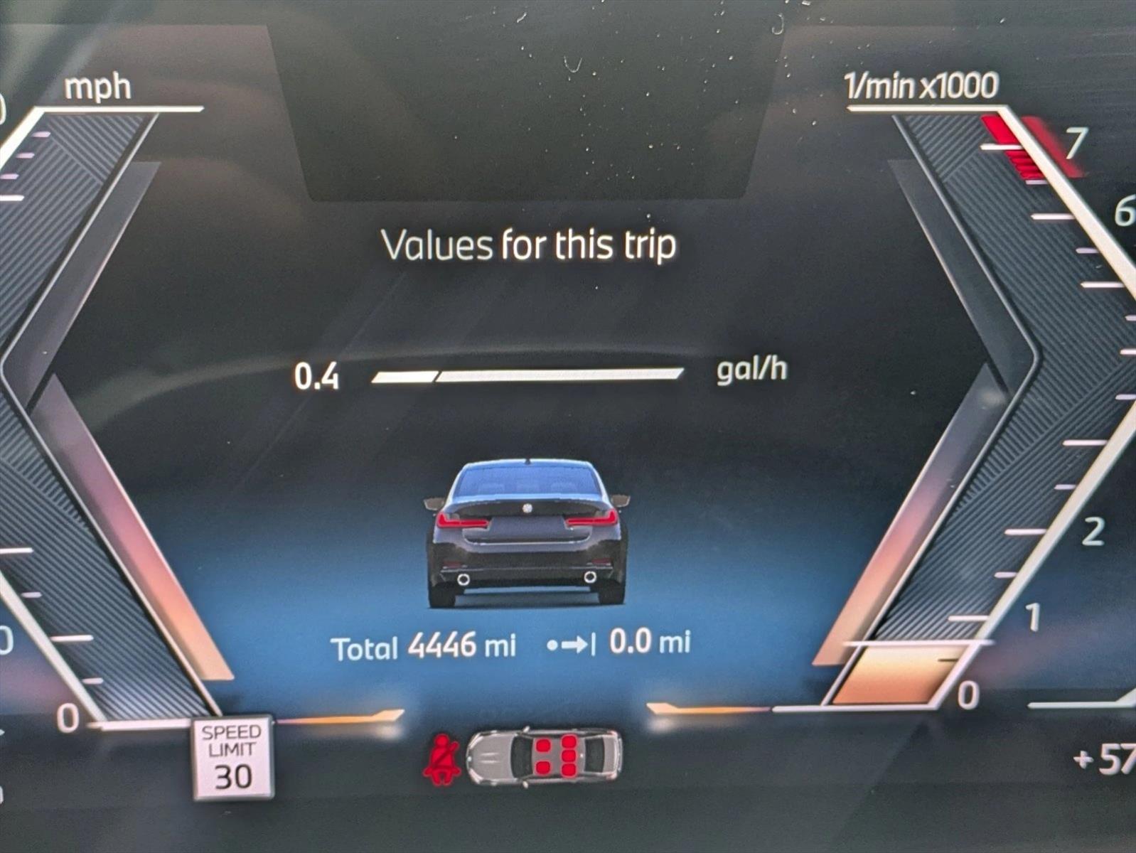 2025 Bmw 330i photo 3