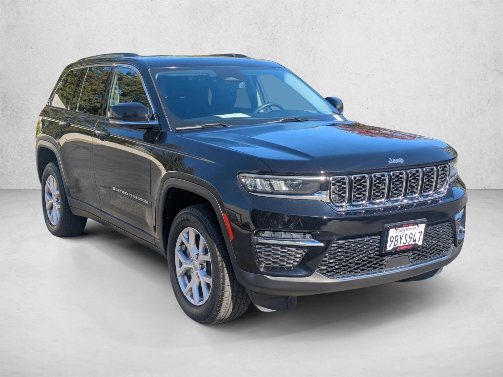 2022 Jeep Grand Cherokee Limited photo 3