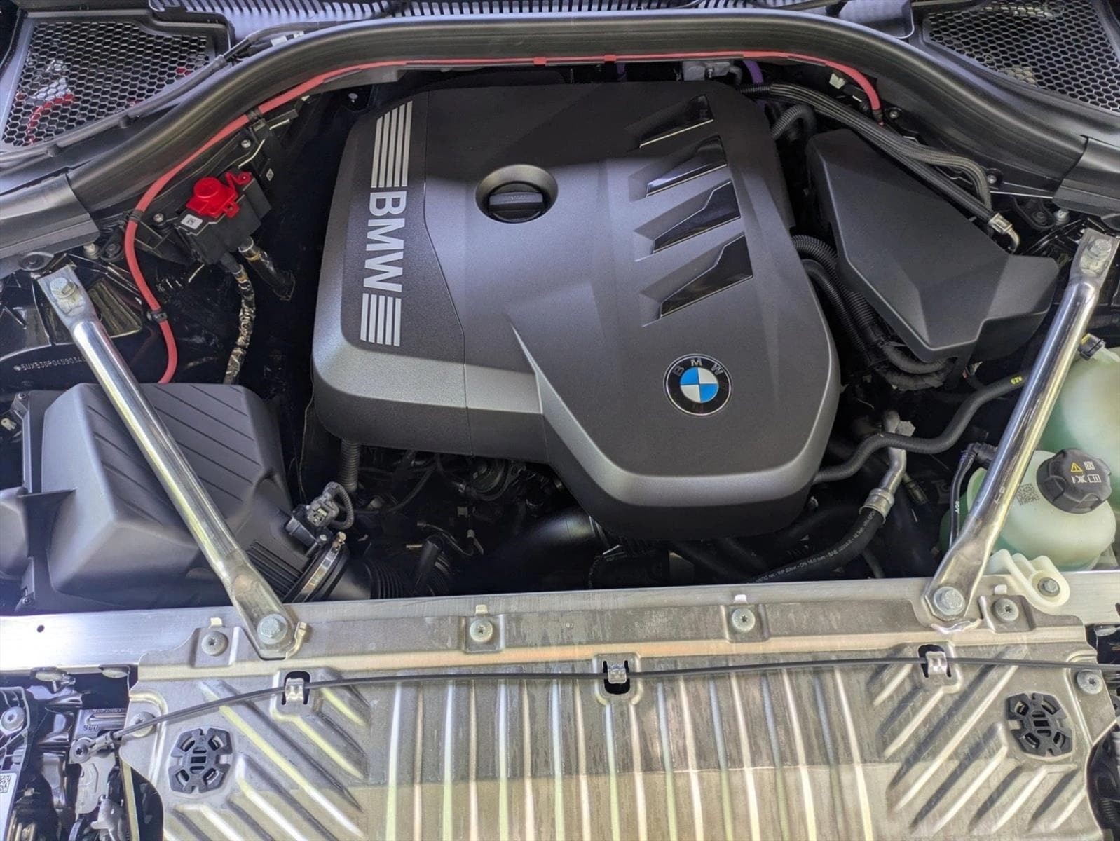 2025 BMW X3 30 - Photo 24