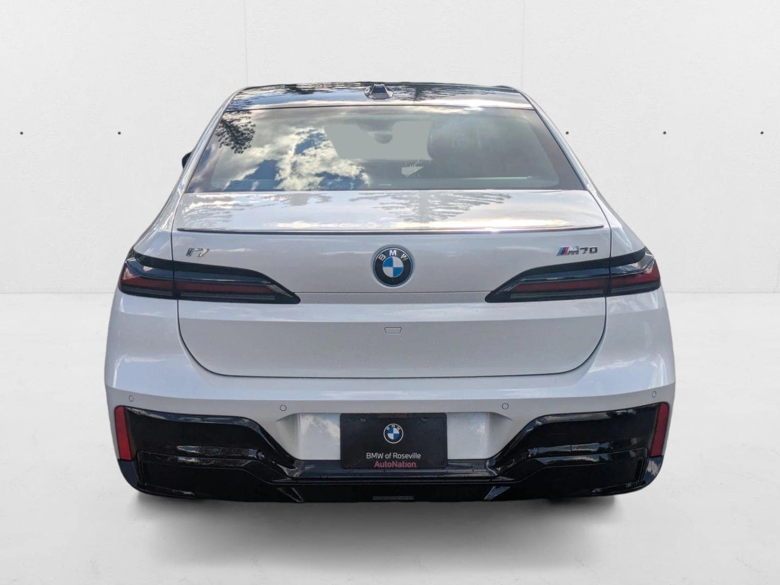 2026 BMW i7 M70 - Photo 7