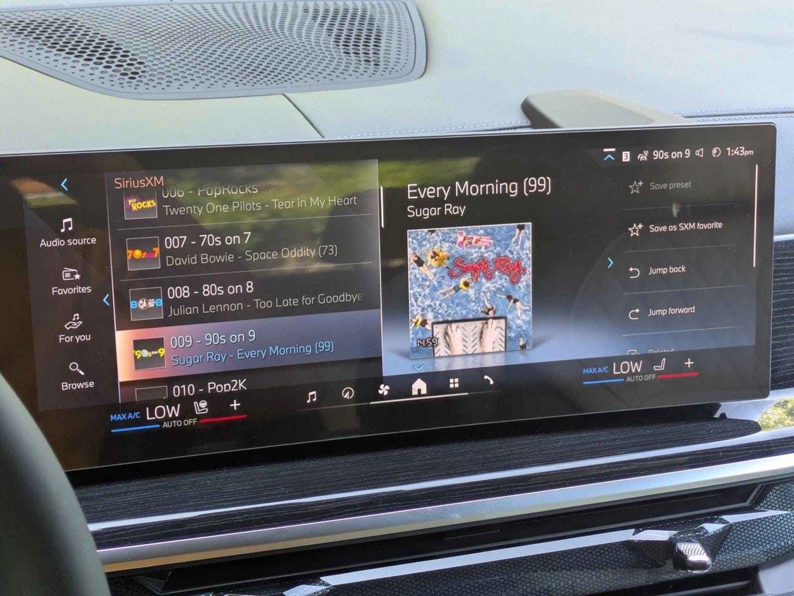 2025 BMW X7 40i - Photo 15