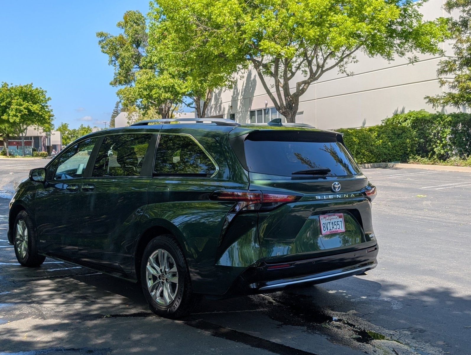 2021 Toyota Sienna photo 3