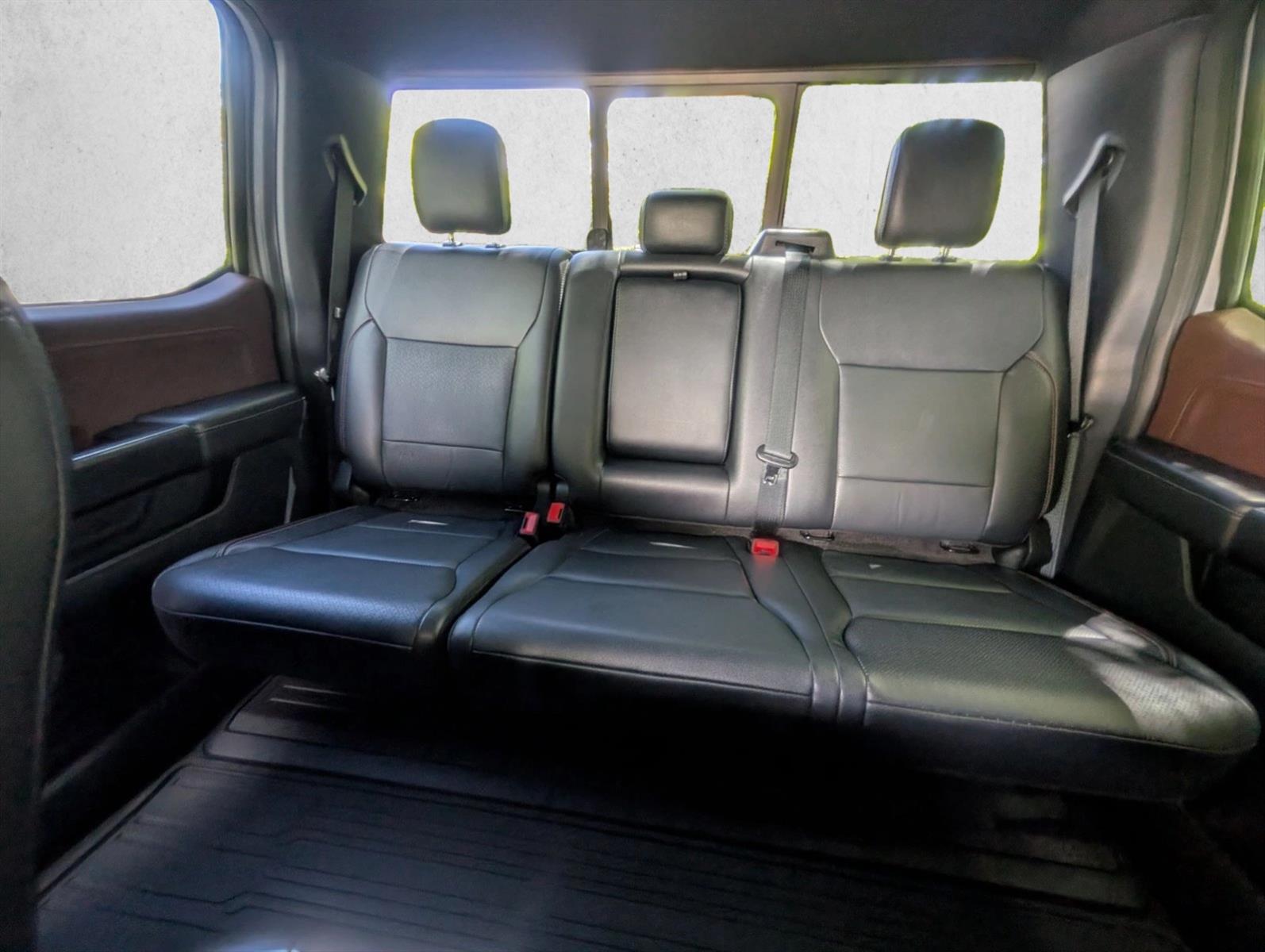 2021 Ford F-150 Lariat - Photo 28