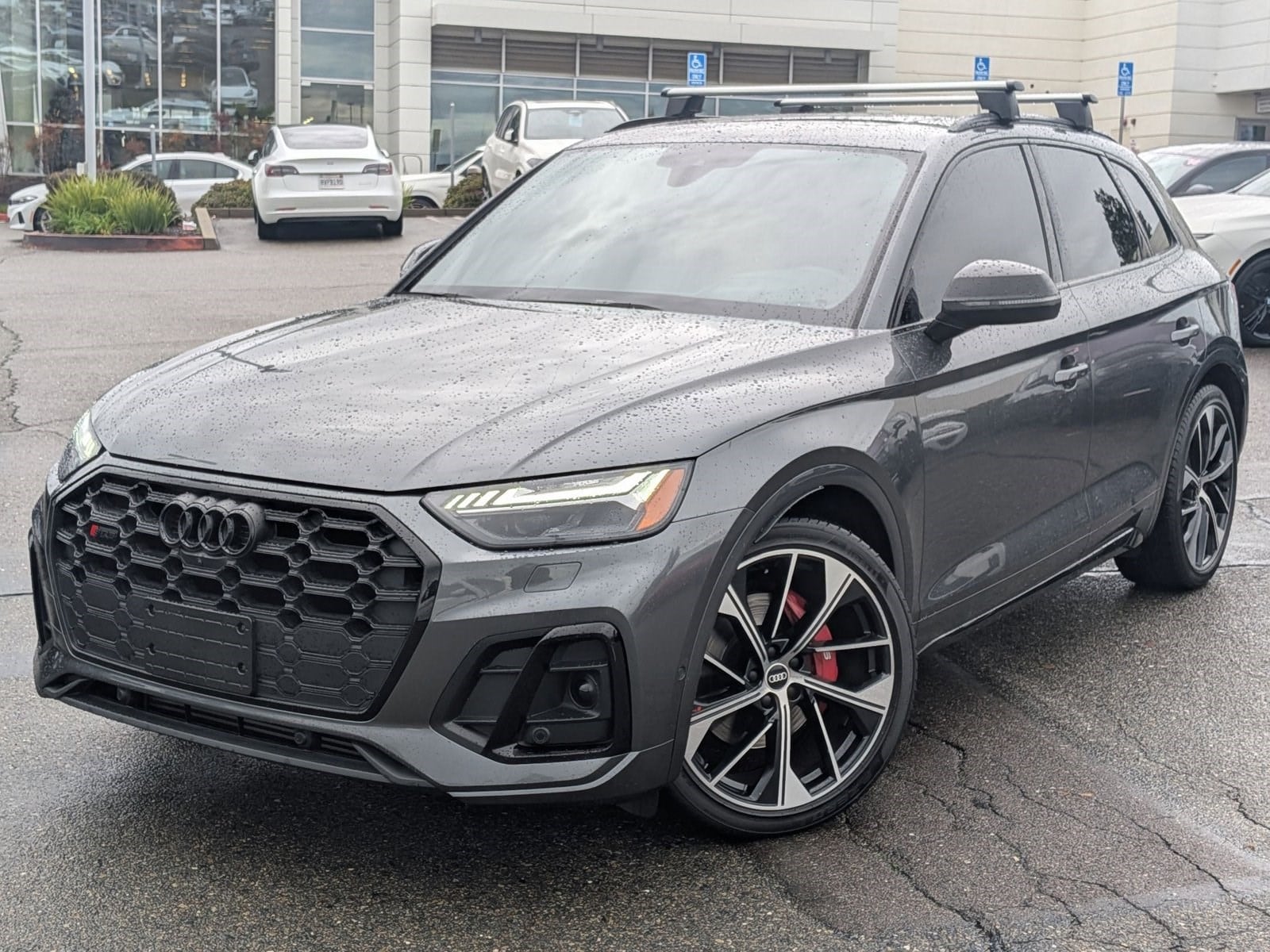 2022 Audi SQ5 Prestige's photo