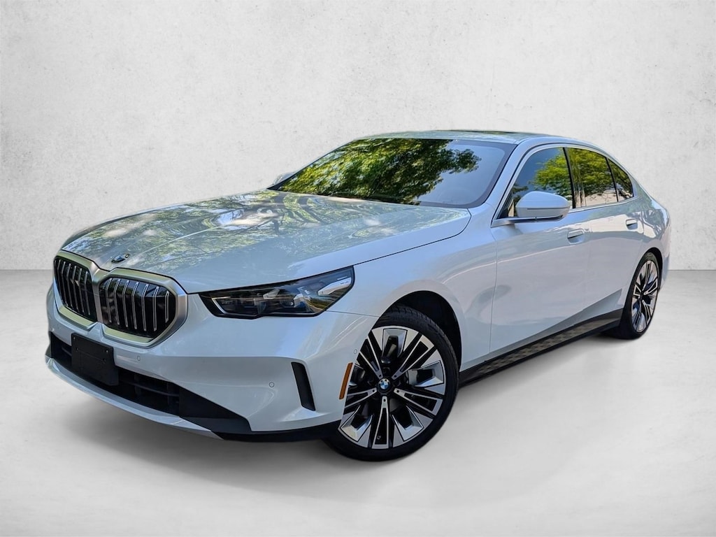 Used 2024 BMW 530i Sedan