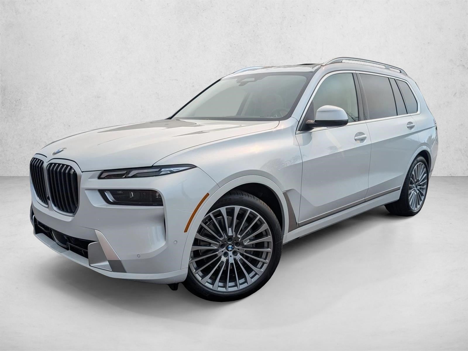 2027 BMW X7
