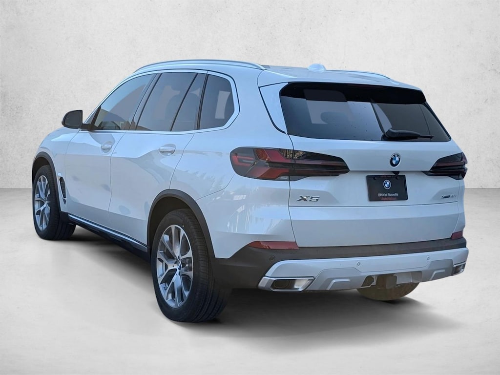 New 2026 BMW X5 xDrive40i SUV