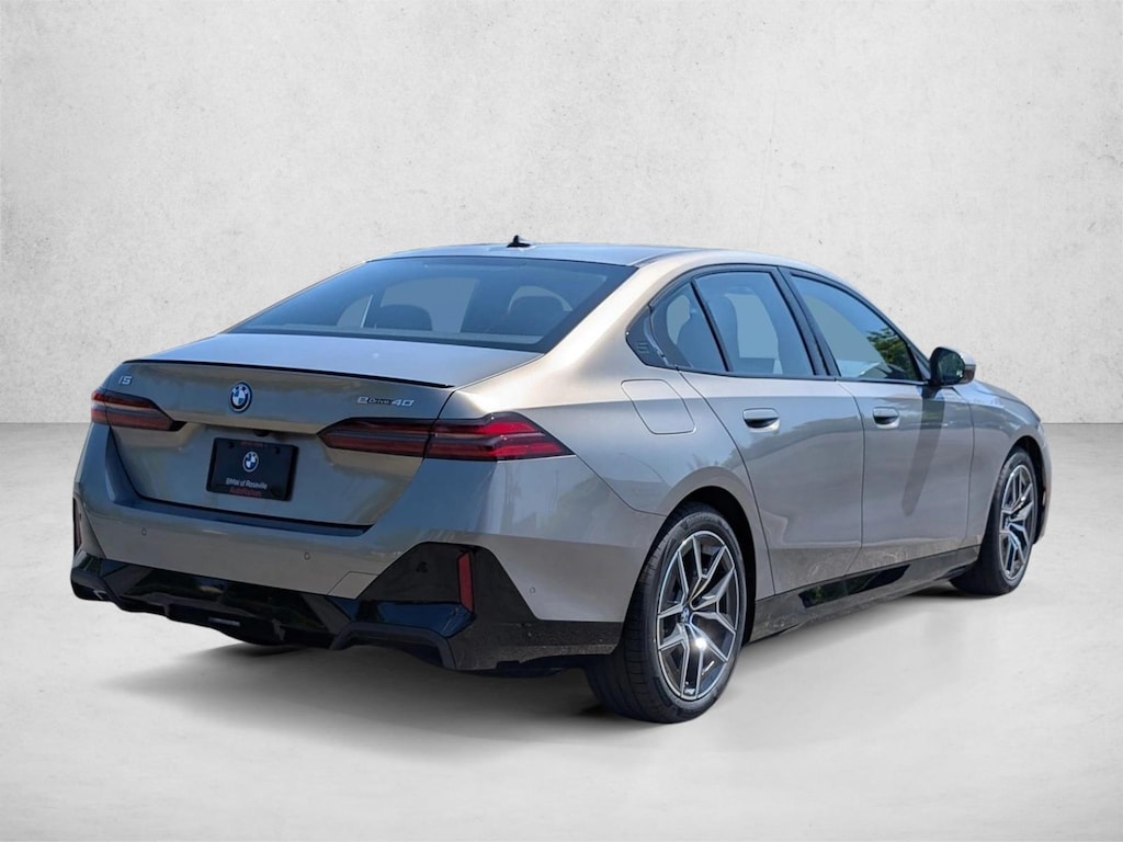 New 2026 BMW i5 eDrive40 Sedan