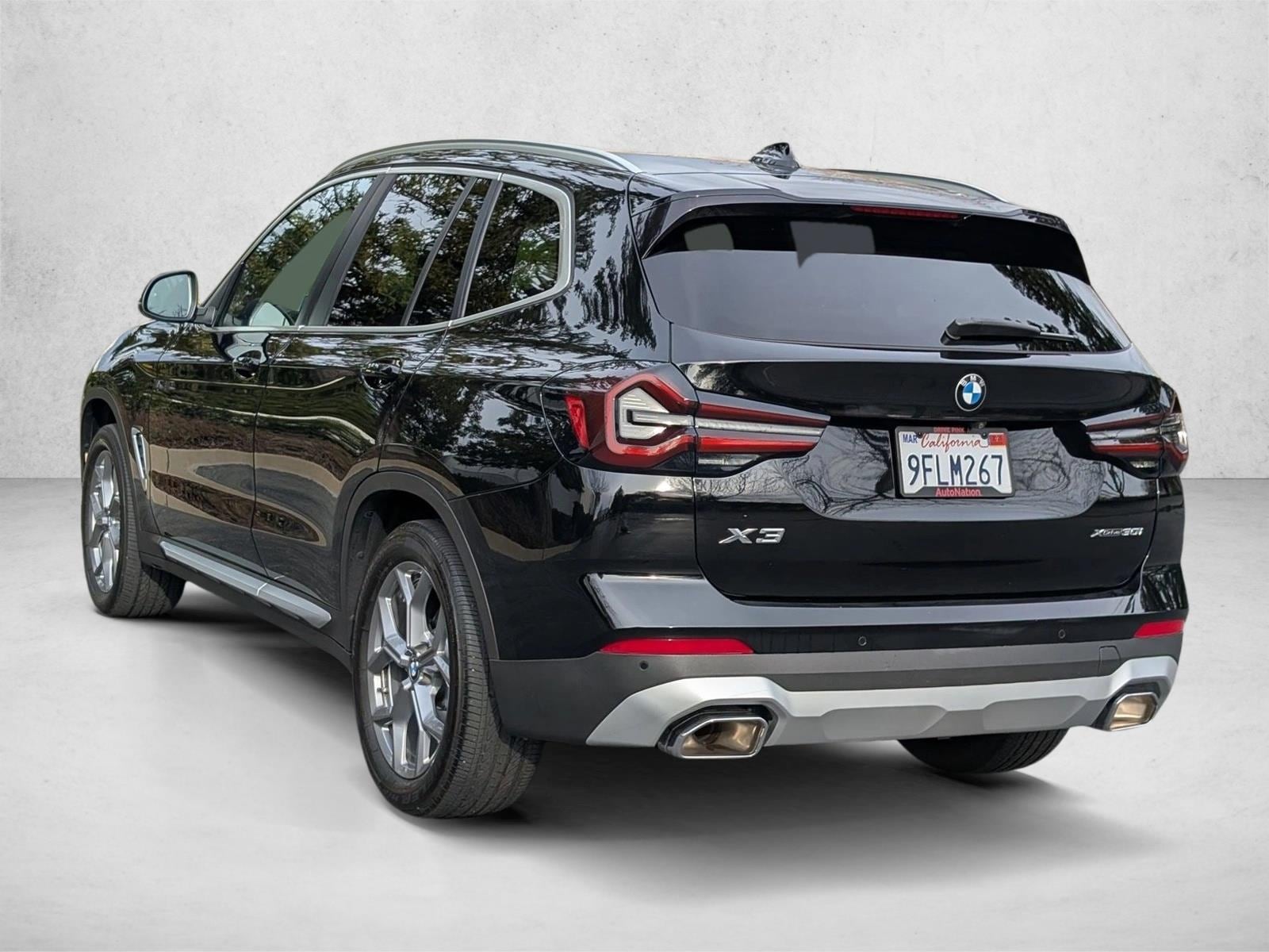 2023 BMW X3 xDrive30i photo 3