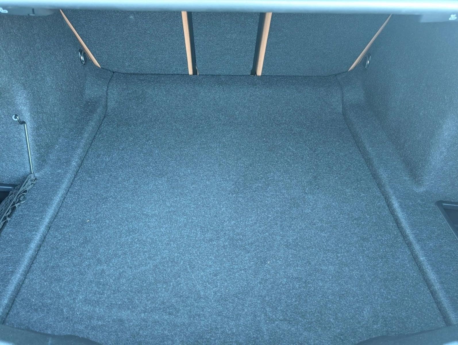 2025 BMW 330i photo 6