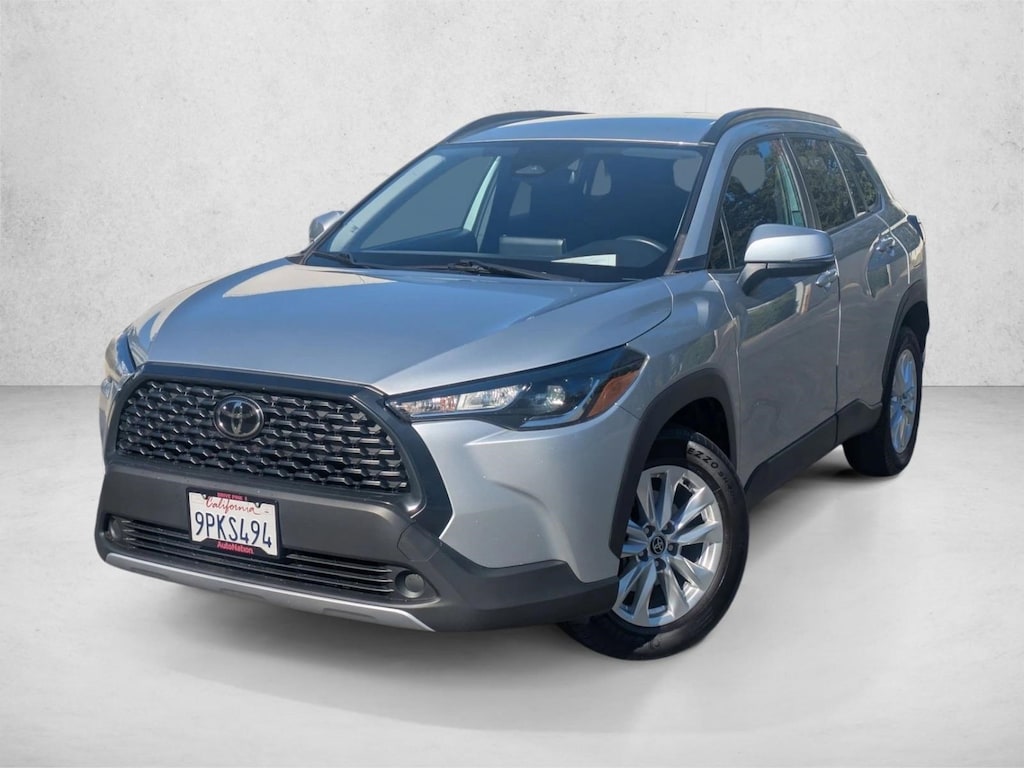 Used 2023 Toyota Corolla Cross LE SUV