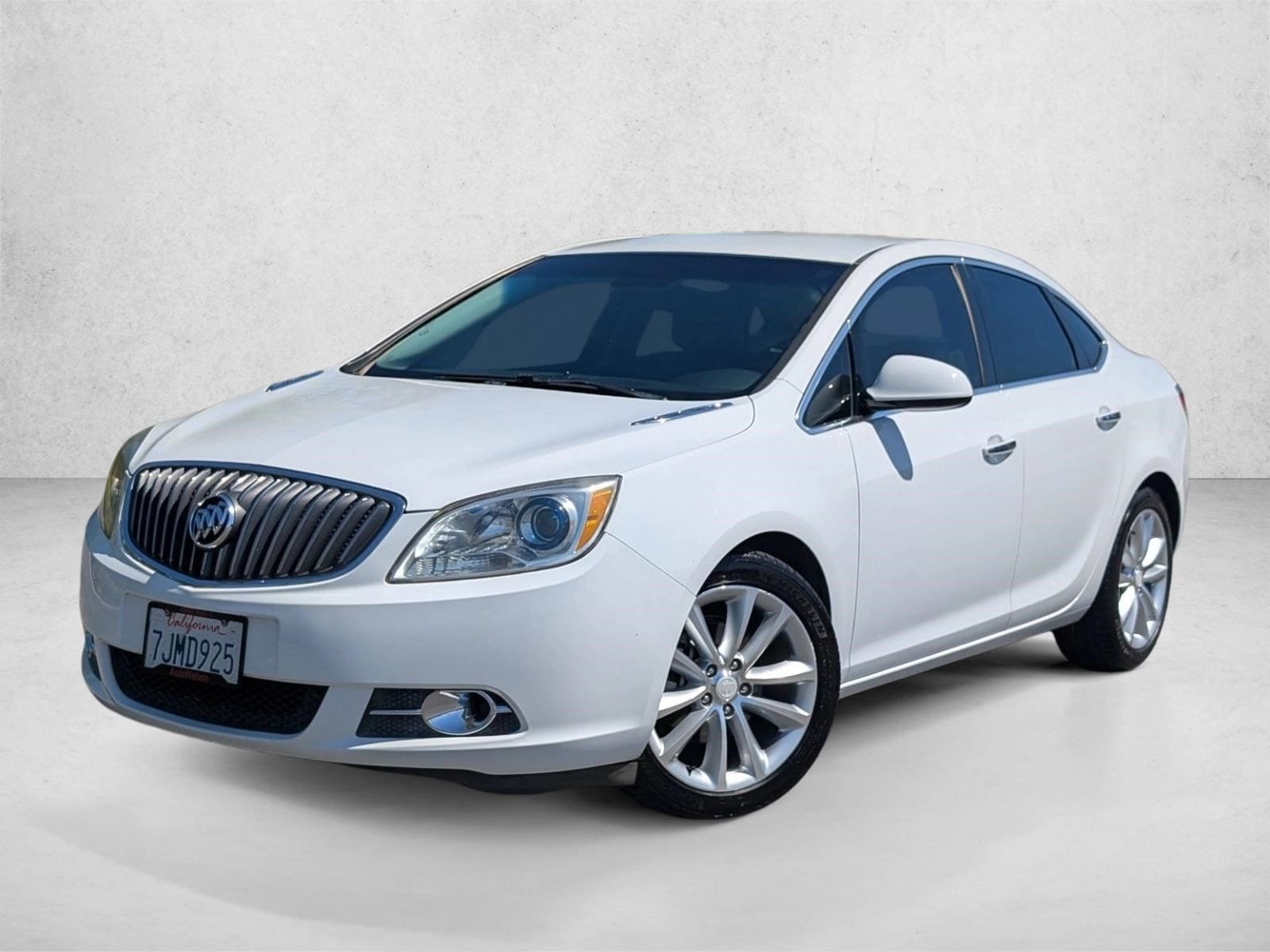 2014 Buick Verano 1SD's photo