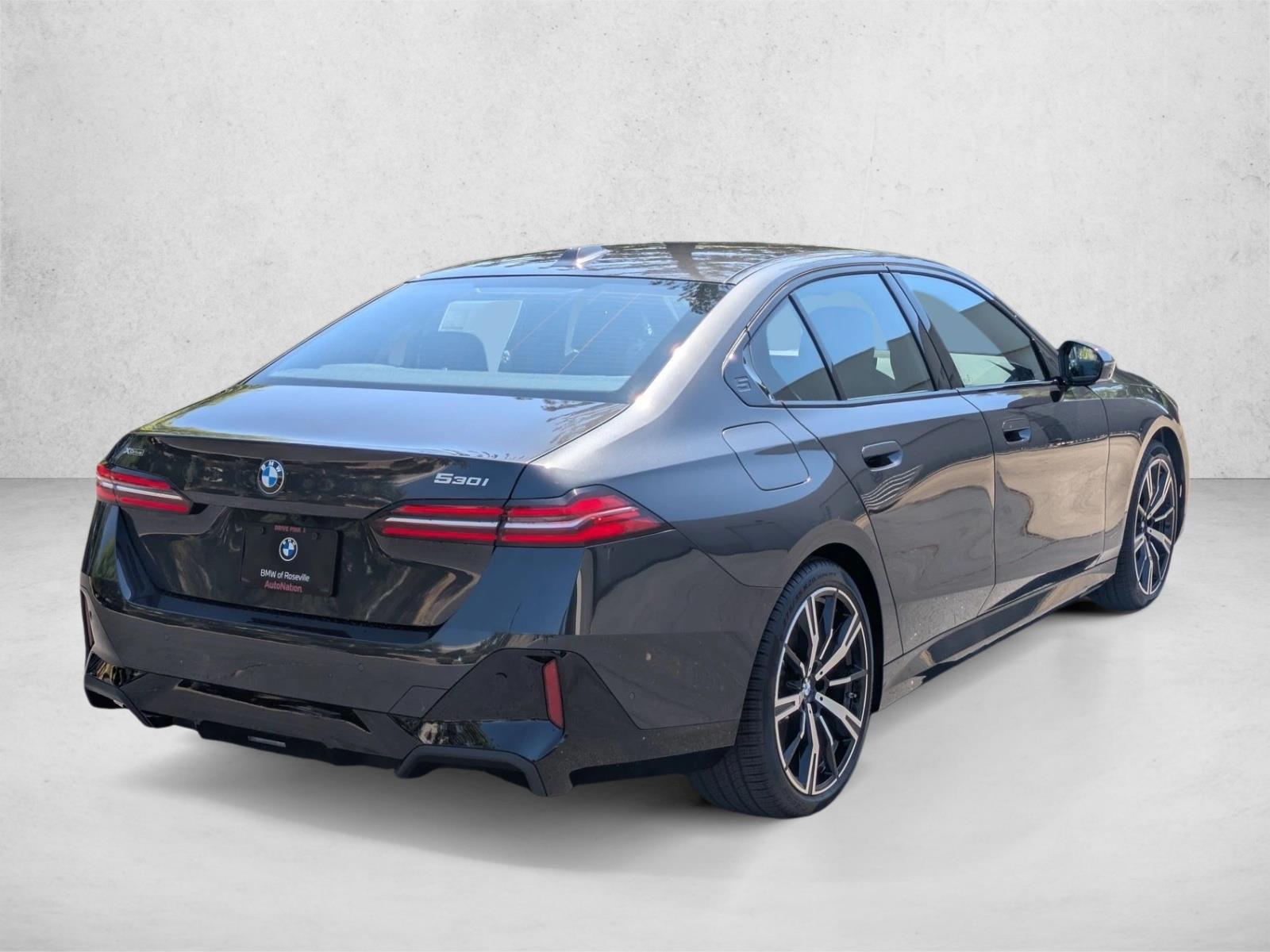 2026 BMW 5 Series 530i - Photo 5