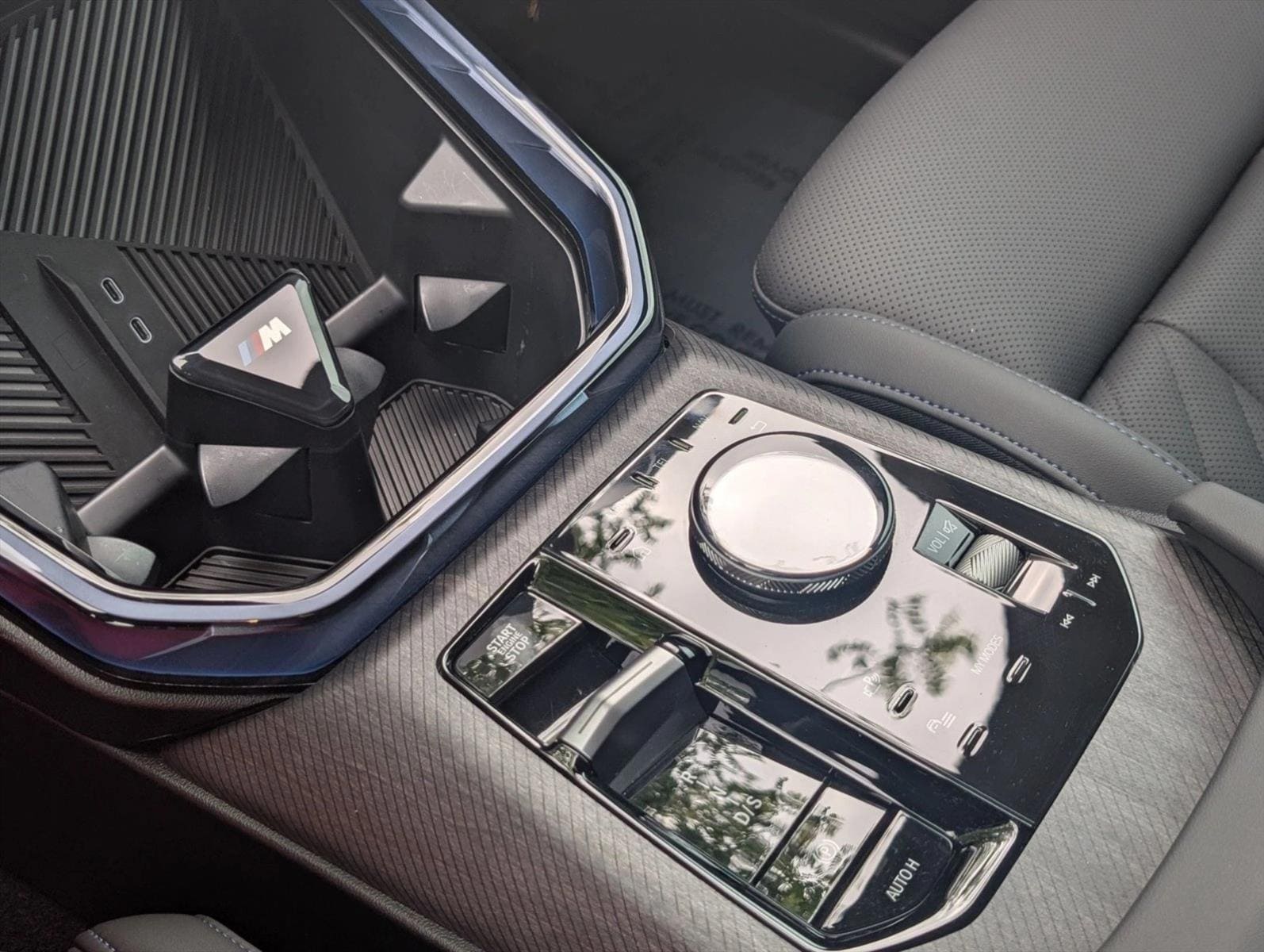 2026 BMW X3 30 - Photo 12