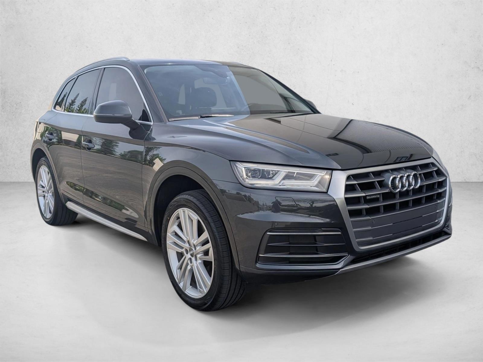 2018 Audi Q5 2.0T photo 2