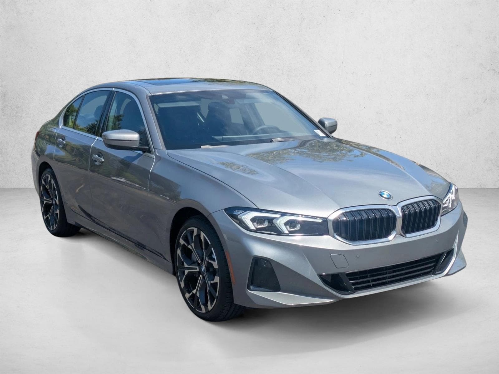 2025 BMW 330i photo 6