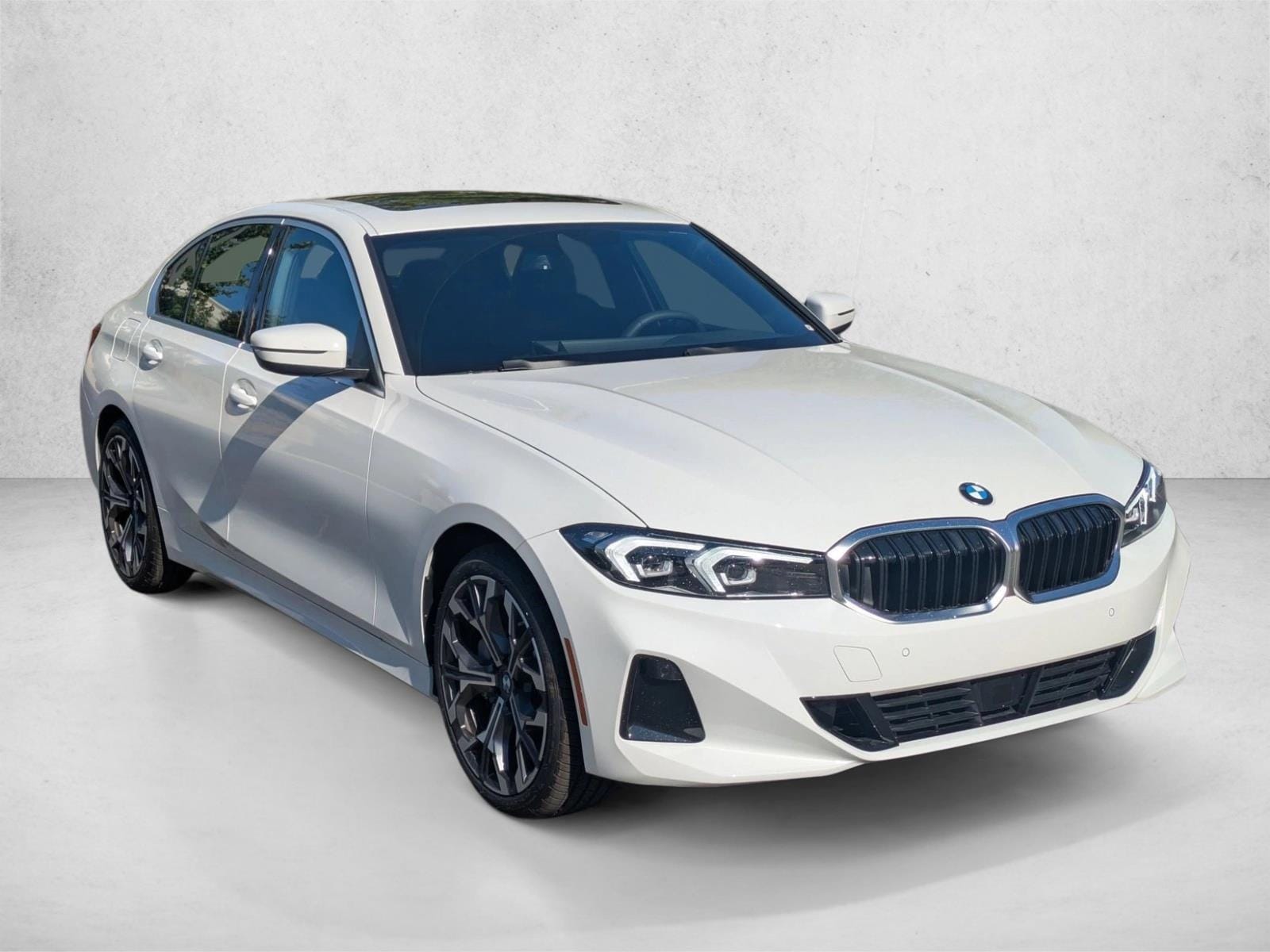 2025 BMW 330i photo 6