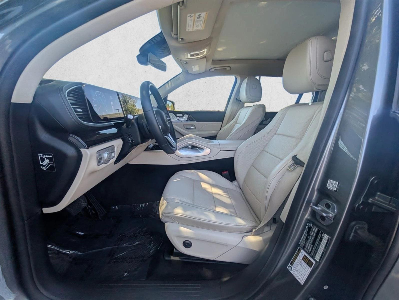 2022 Mercedes-Benz GLS GLS450 - Photo 12
