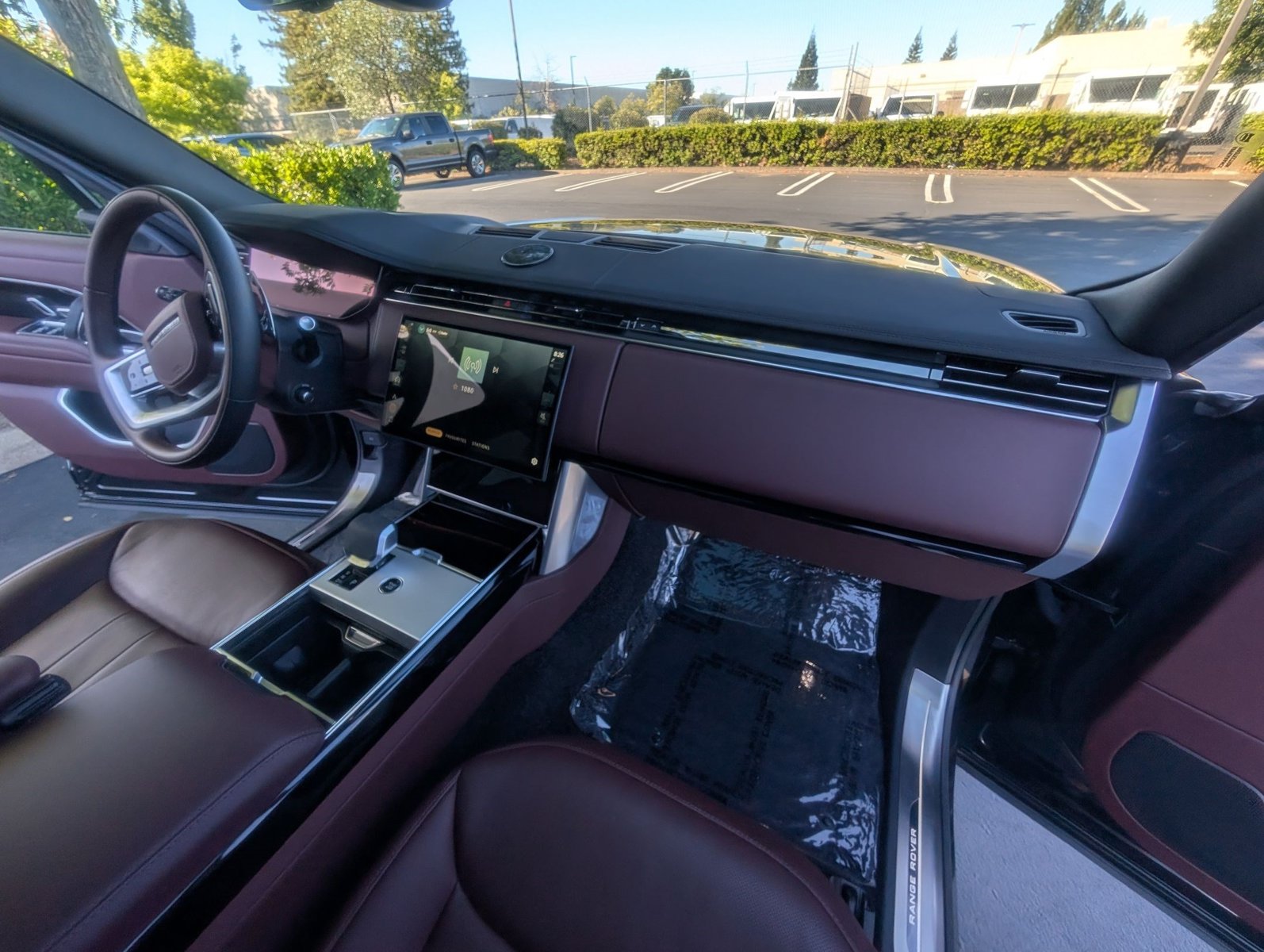 2025 Land Rover Range Rover SE - Photo 26