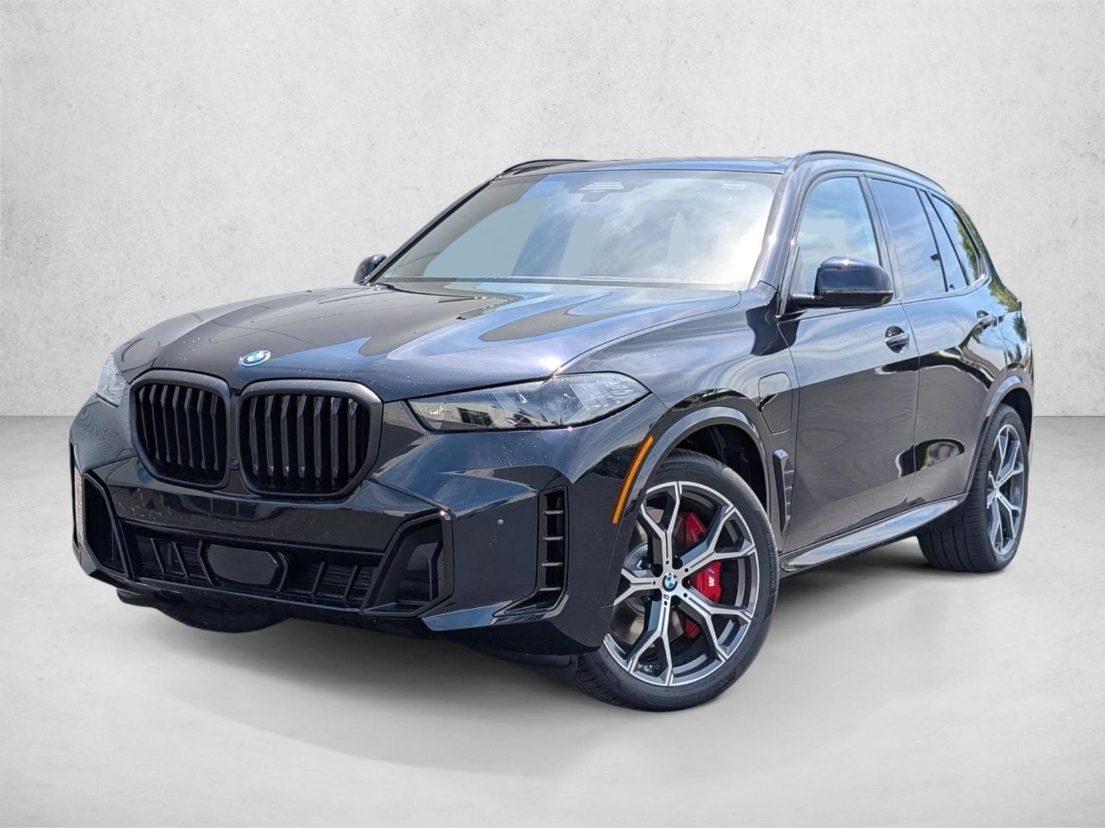 2026 BMW X5 xDrive50e's photo