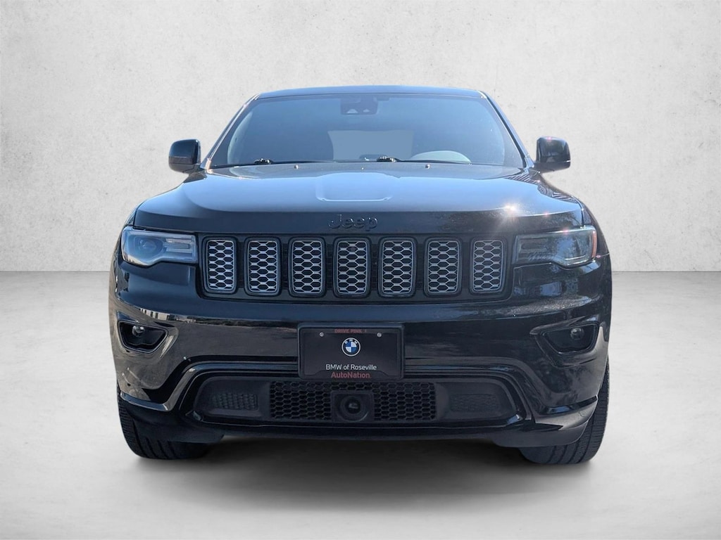 Used 2021 Jeep Grand Cherokee Laredo SUV