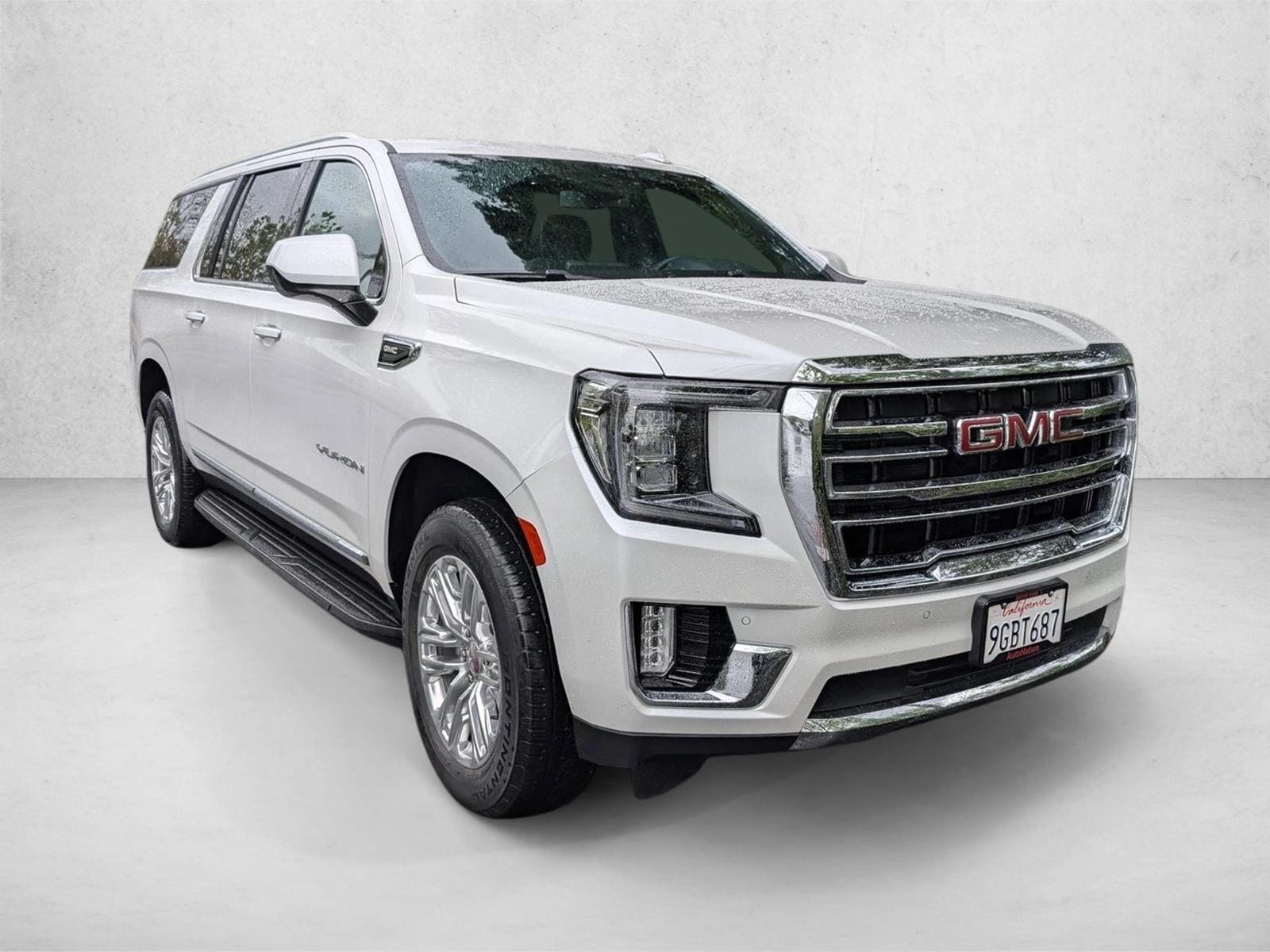 2023 GMC Yukon XL SLT photo 2