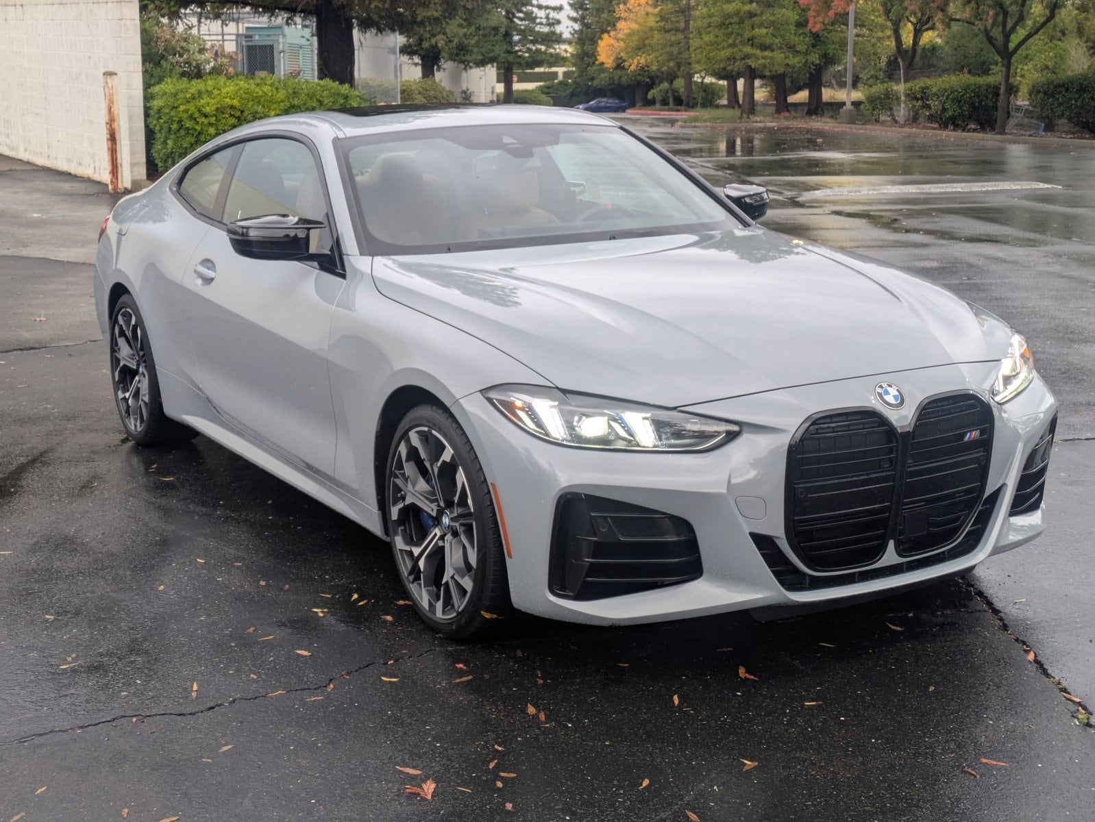 2025 BMW M440i xDrive photo 2