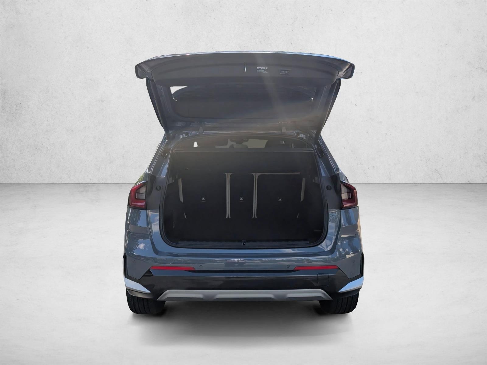 2025 BMW X1 xDrive28i photo 6