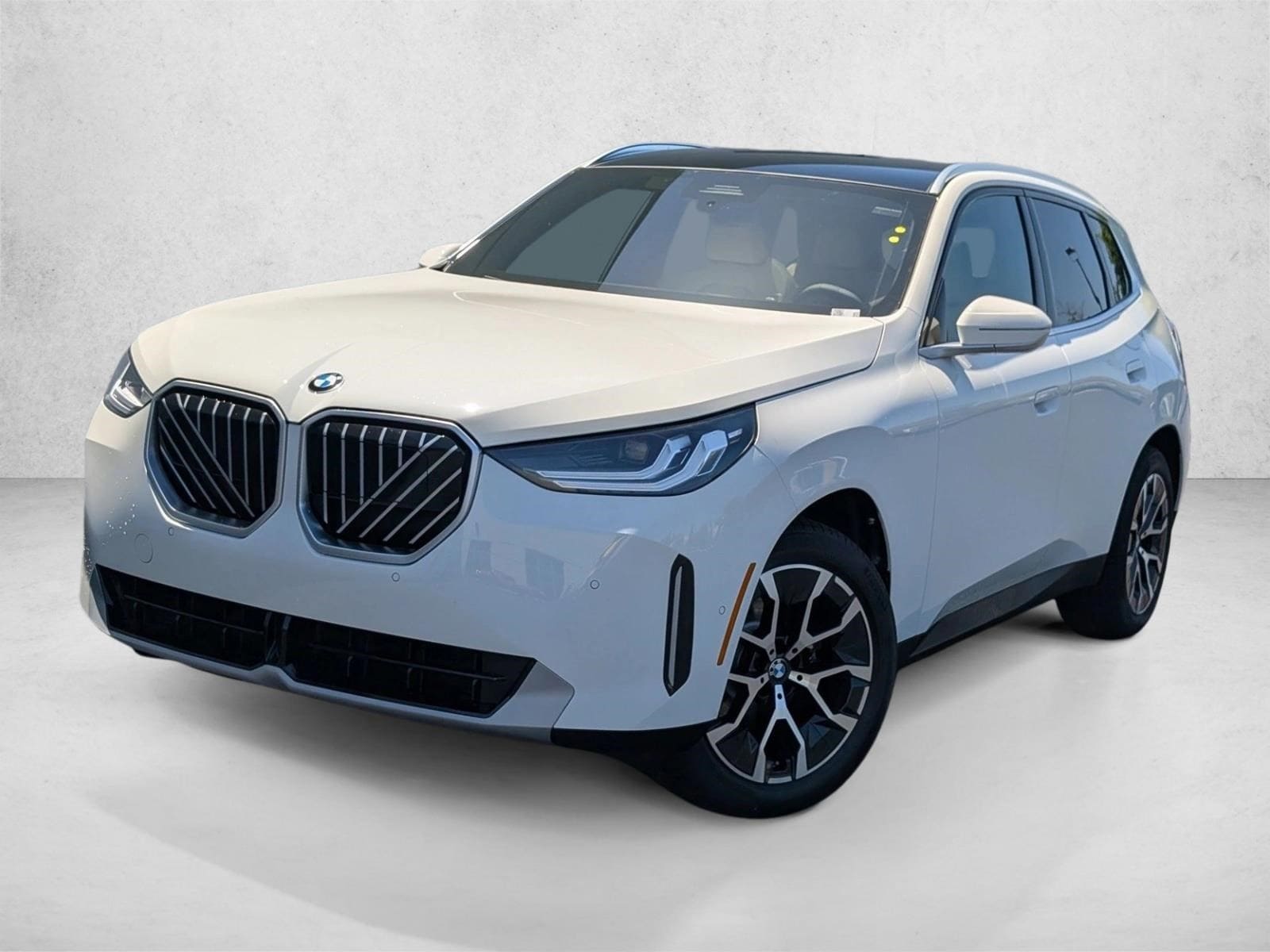 2026 BMW X3 30 XDRIVE's photo