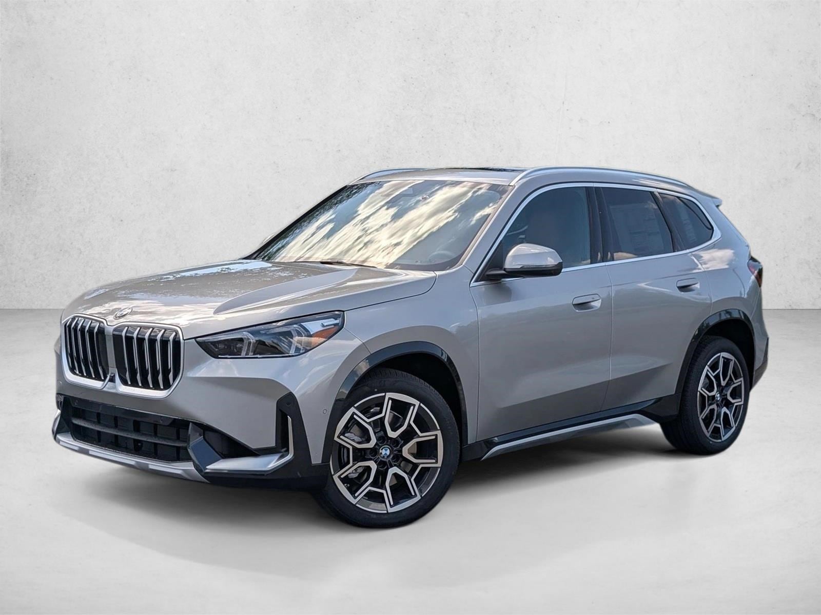 2026 BMW X1 xDrive28i's photo