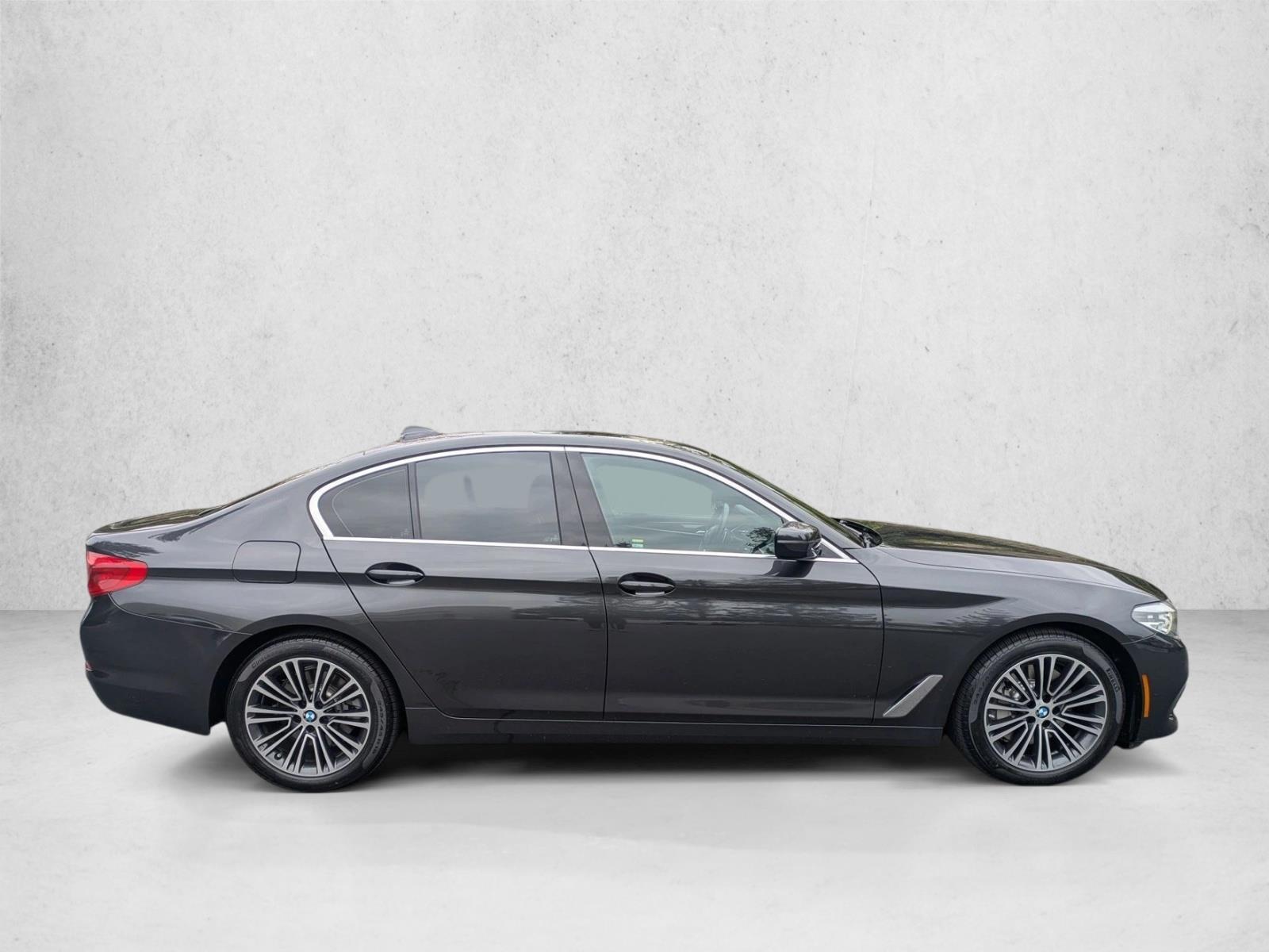 2019 Bmw 530i 5-Series photo 4