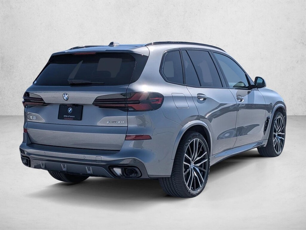 New 2026 BMW X5 xDrive40i SUV