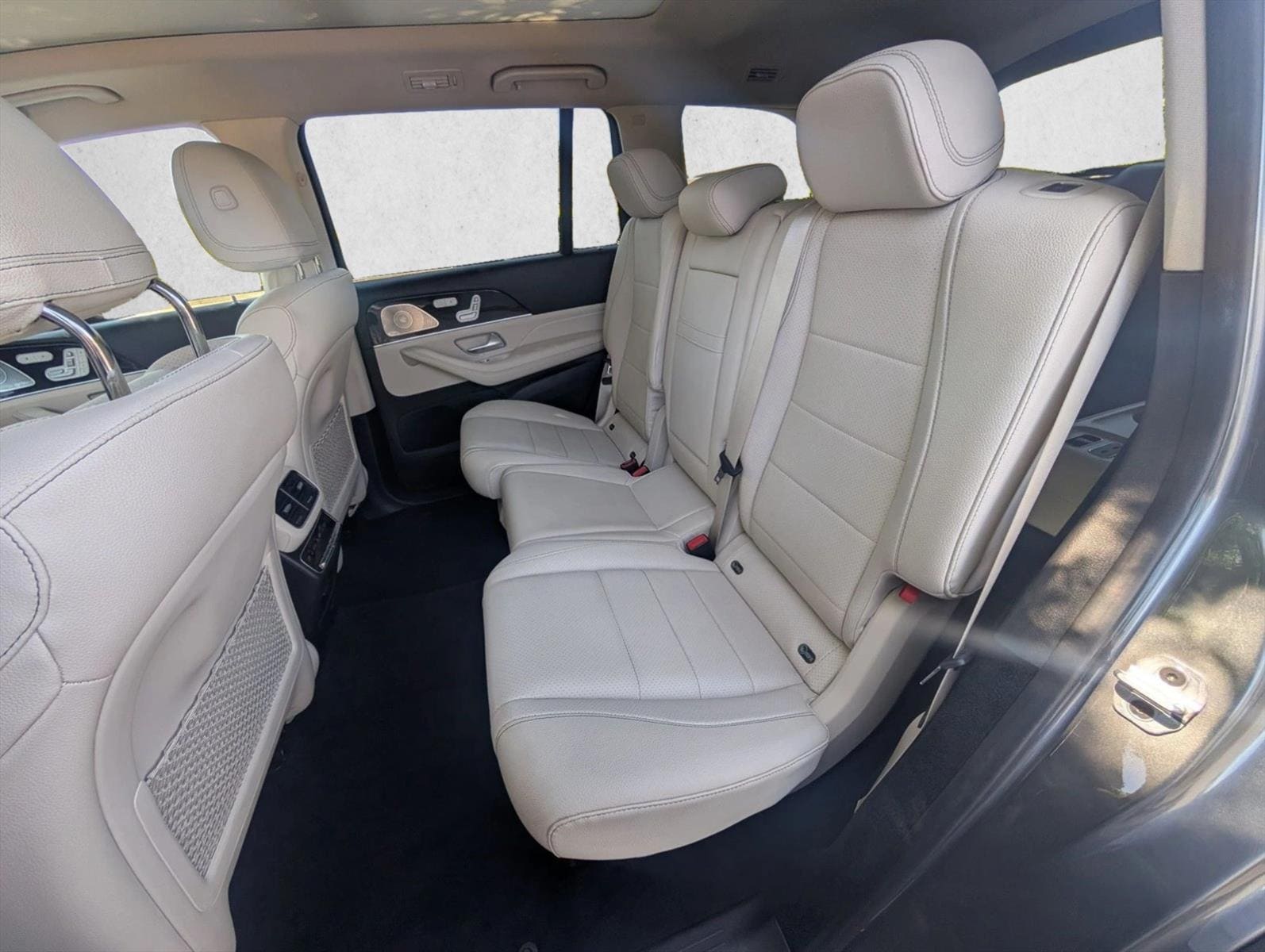 2022 Mercedes-Benz GLS GLS450 - Photo 24