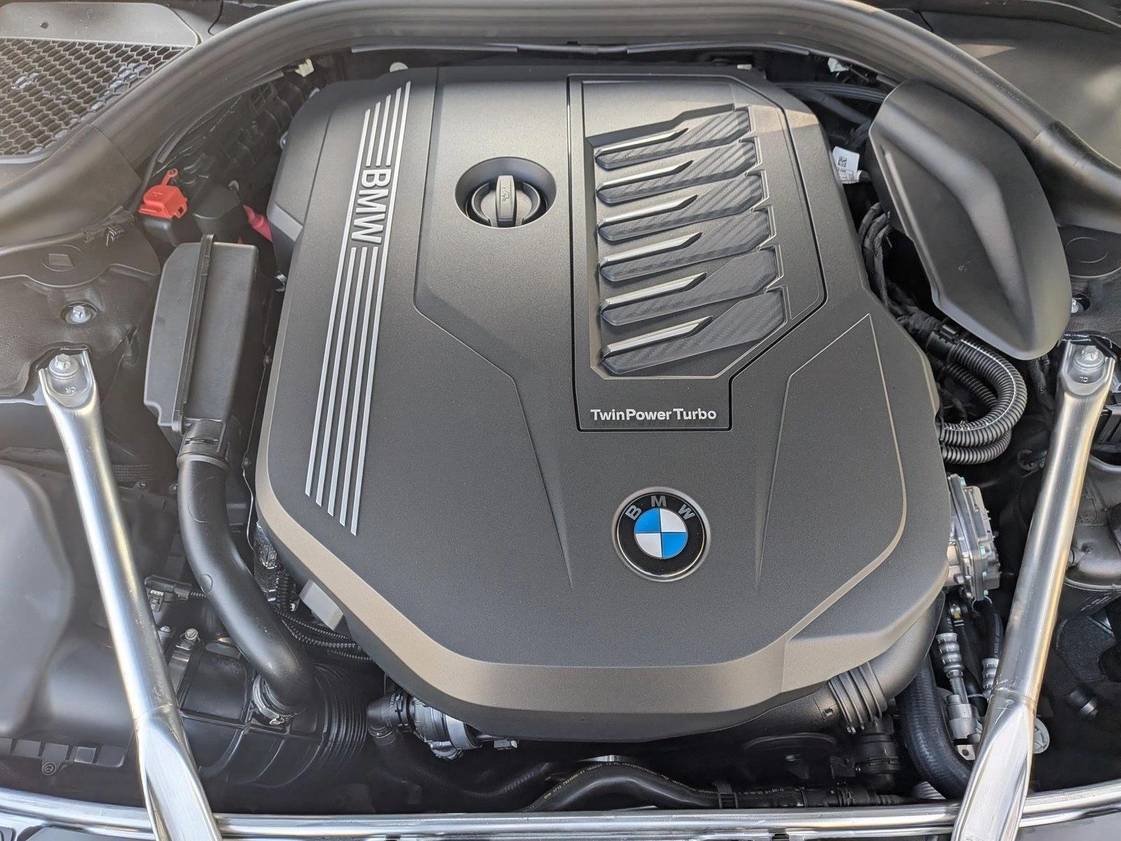 2026 BMW 8 Series 840i - Photo 17