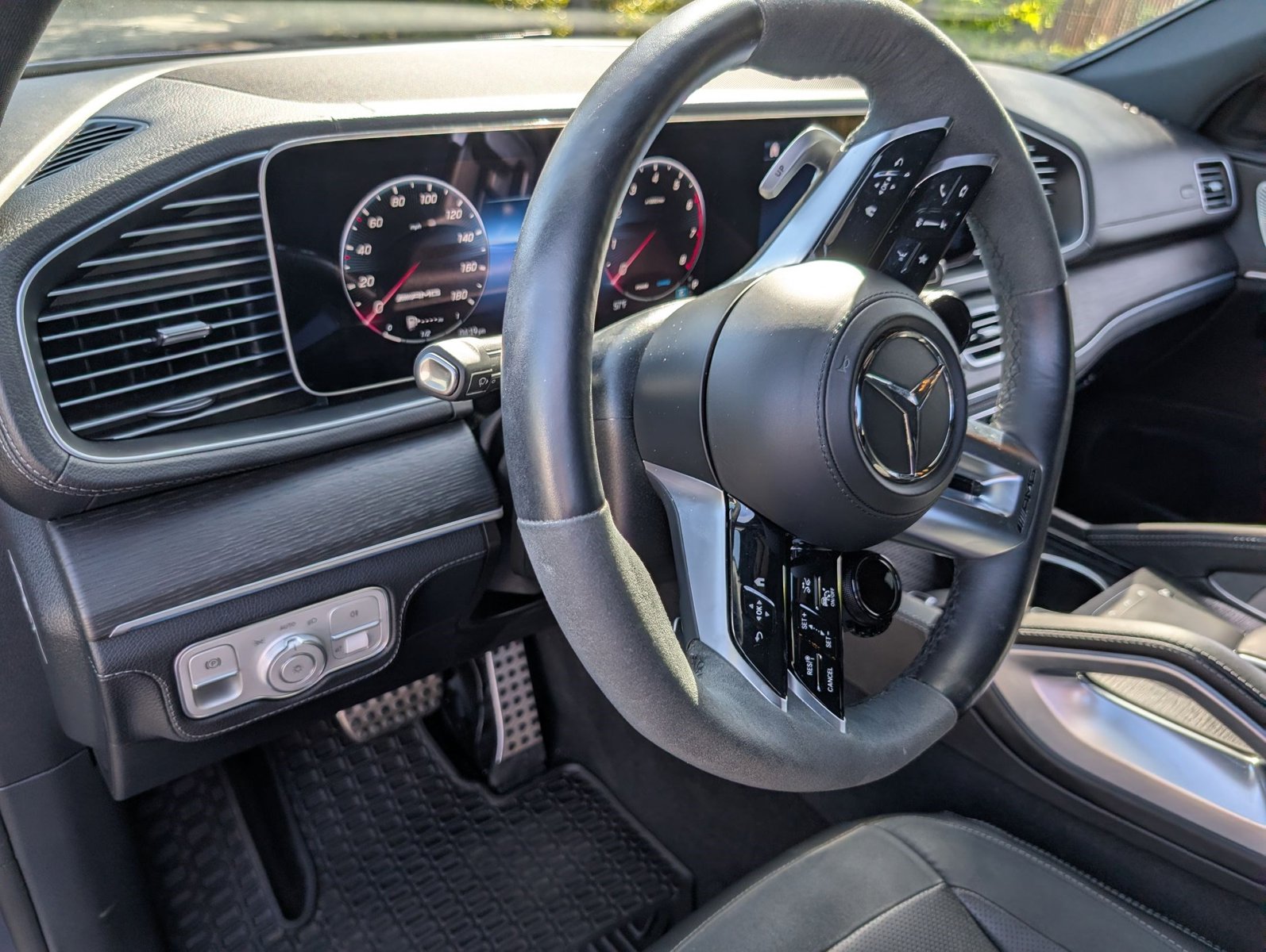 2024 Mercedes-Benz AMG GLE 53 4MATIC photo 3