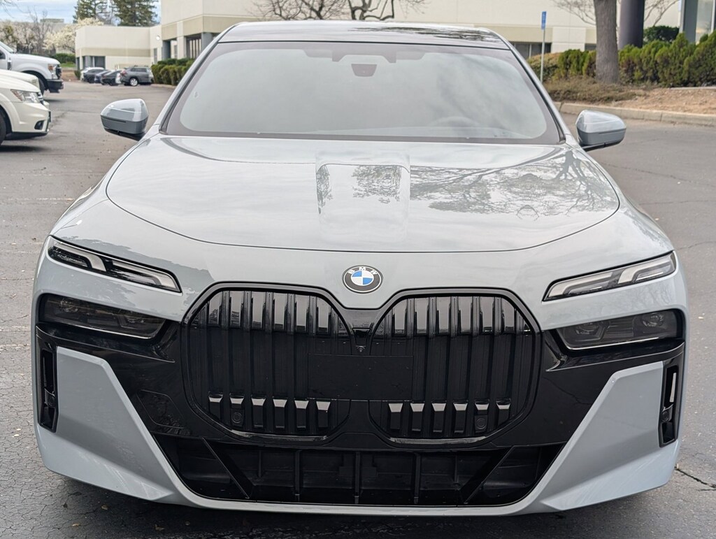 Used 2023 BMW 740i Sedan