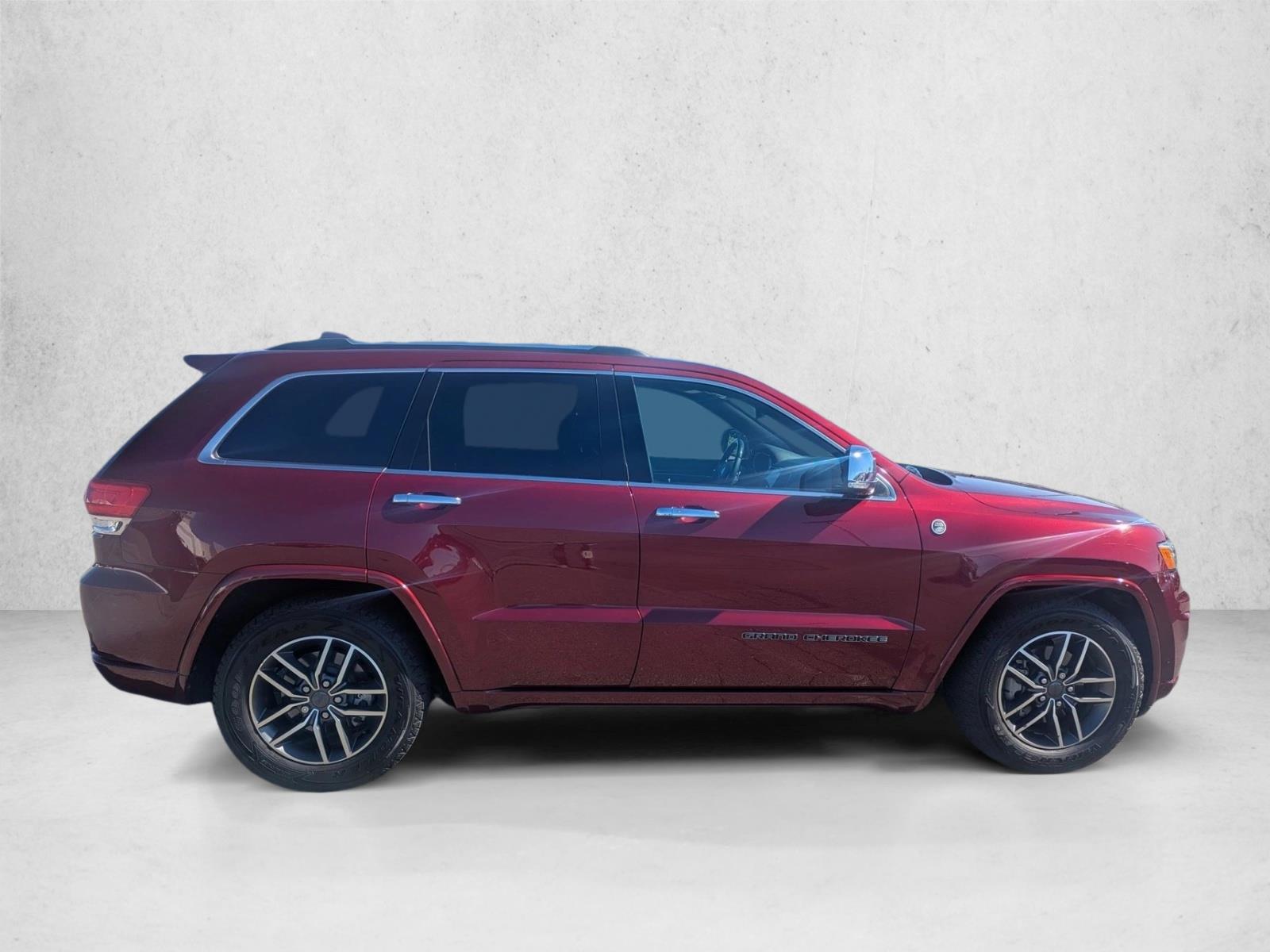2020 Jeep Grand Cherokee Overland photo 4