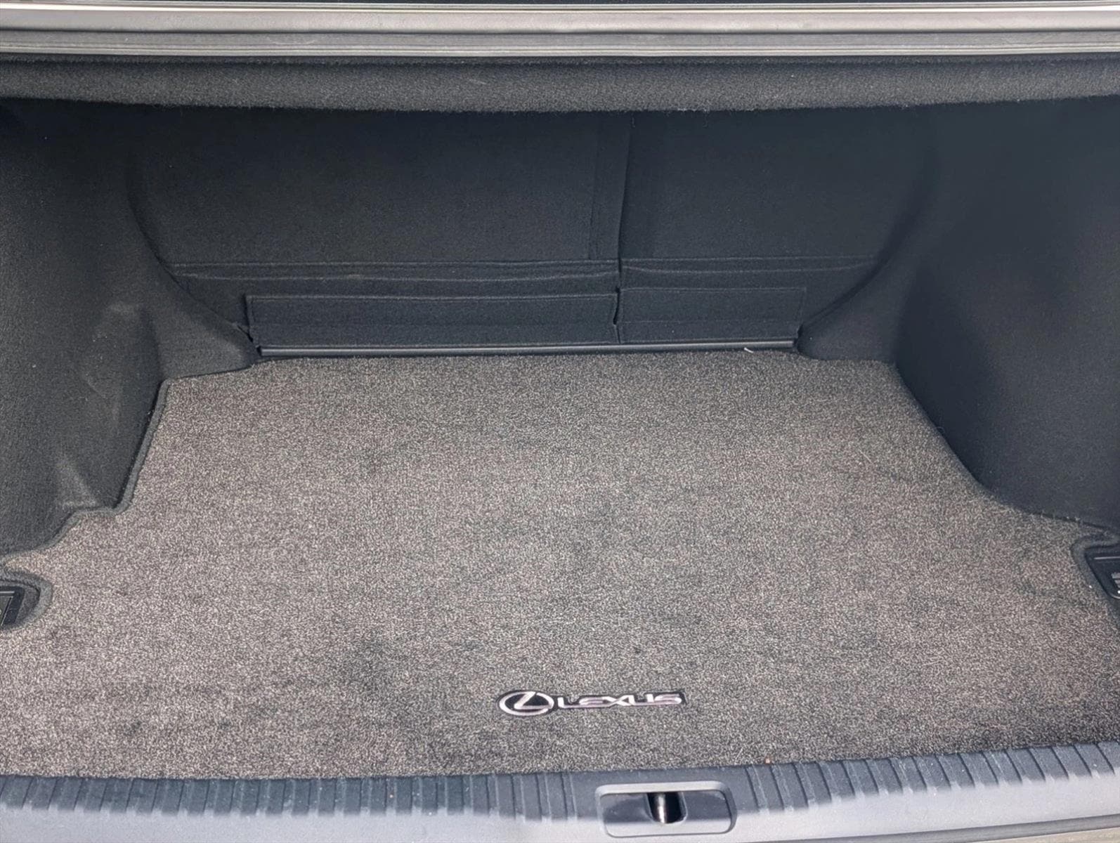 2015 LEXUS IS 250 photo 5