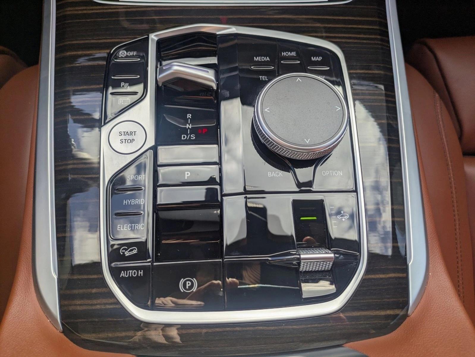 2025 Bmw X5 xDrive50e photo 3