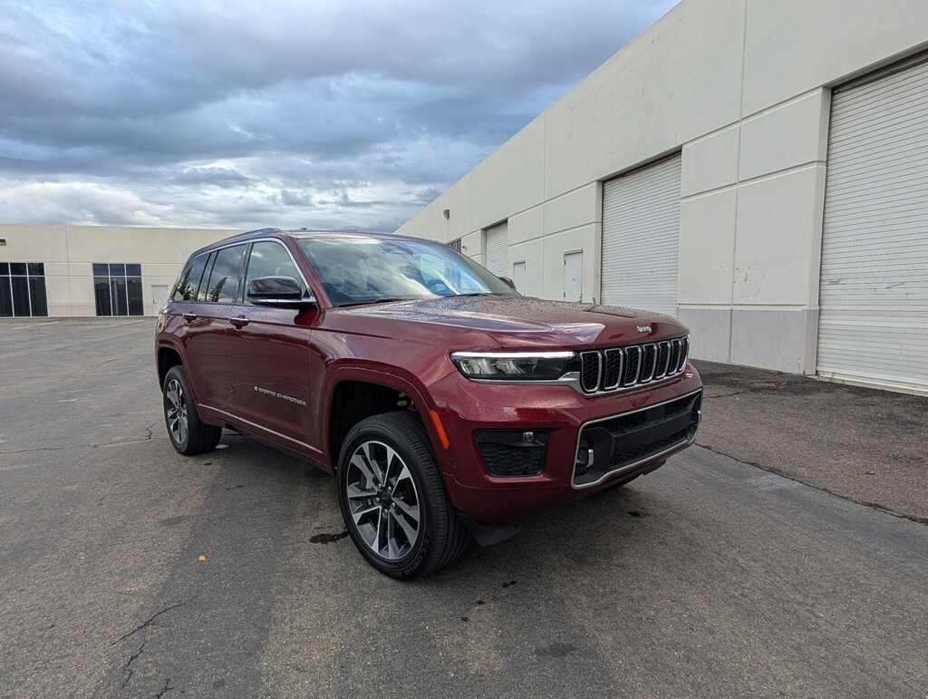 Used 2023 Jeep Grand Cherokee Overland SUV
