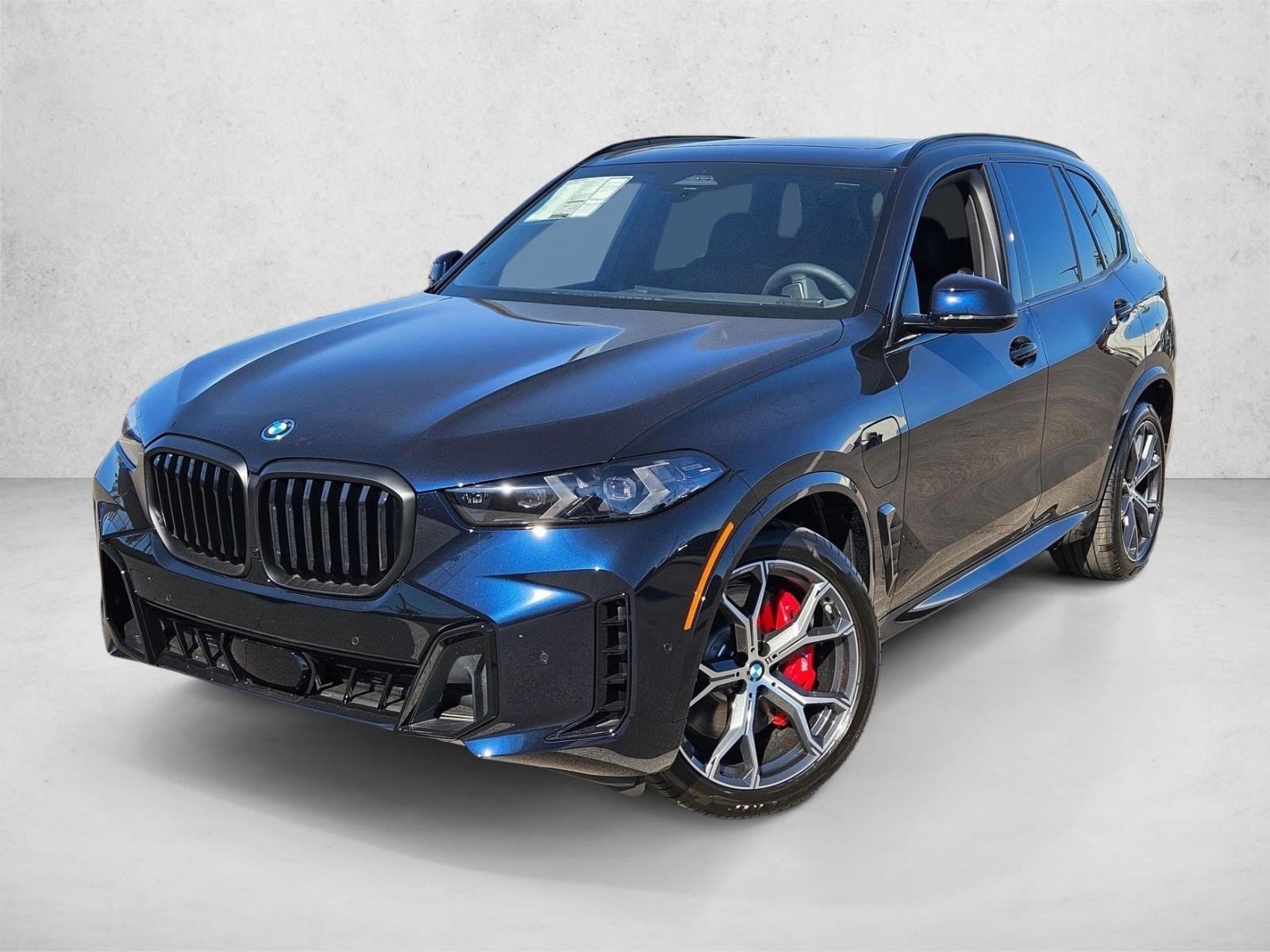 2026 BMW X5 xDrive50e's photo